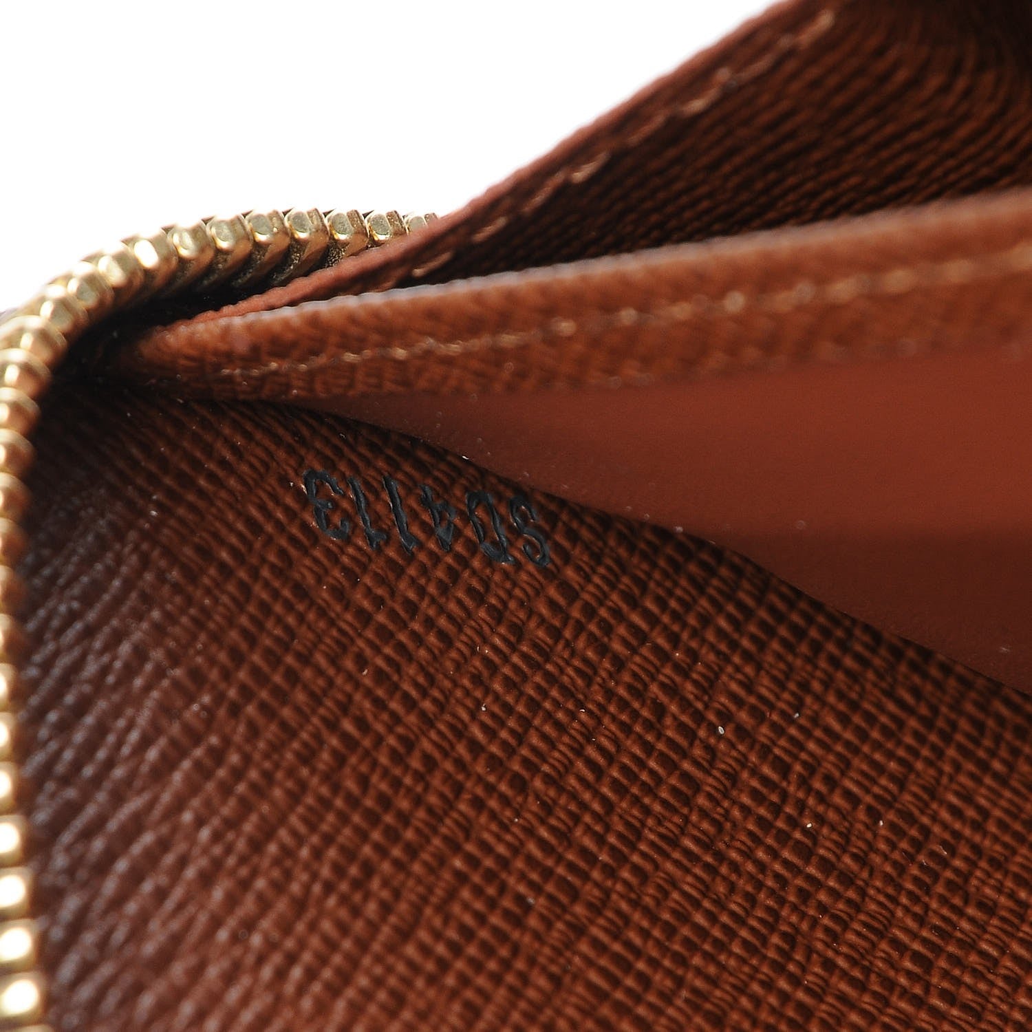 Louis Vuitton Monogram Zippy Wallet 7 of 8