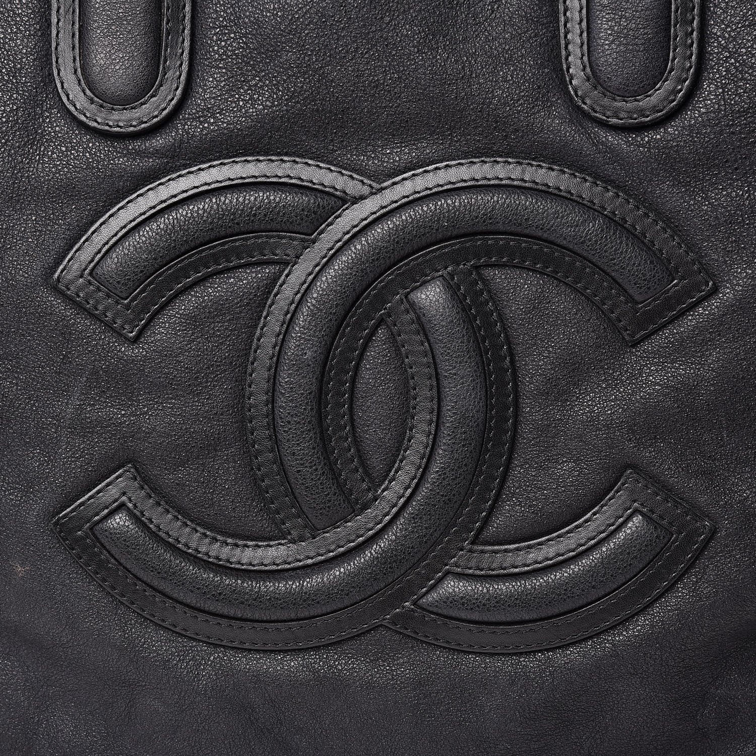 Chanel Washed Calfskin Tote Black 8 of 21