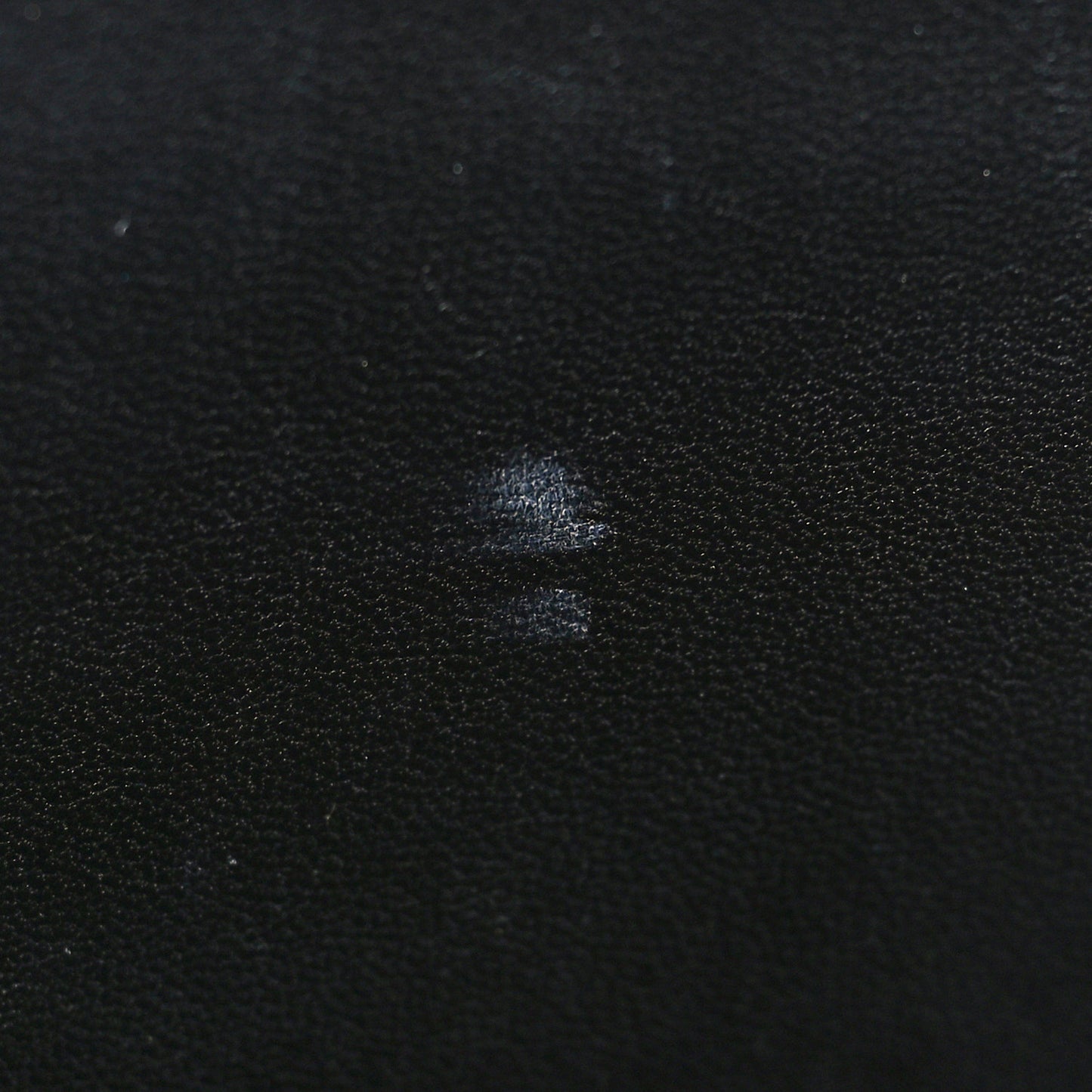 Epsom Constance 24 Black