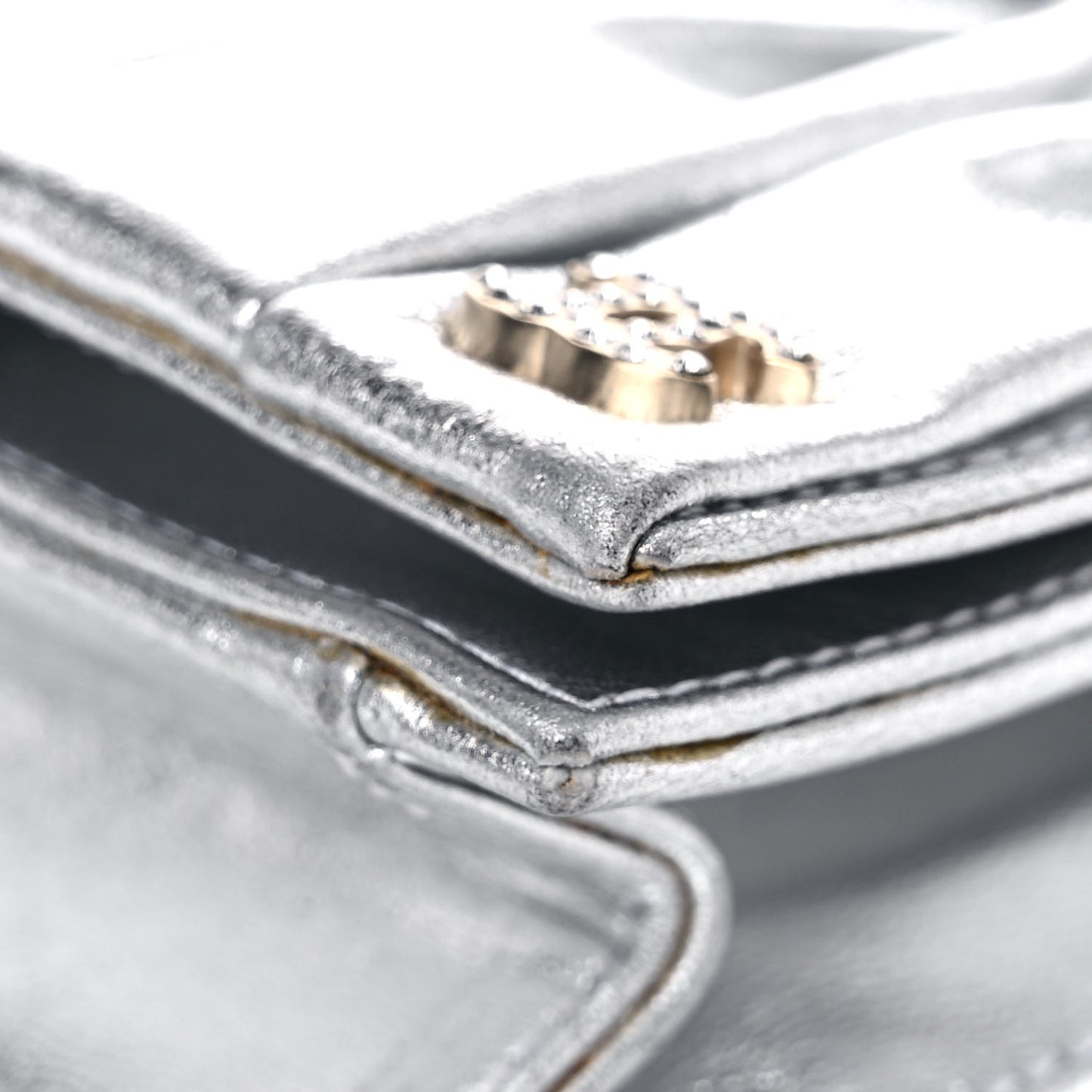 Metallic Lambskin Sac Pochette Argent
