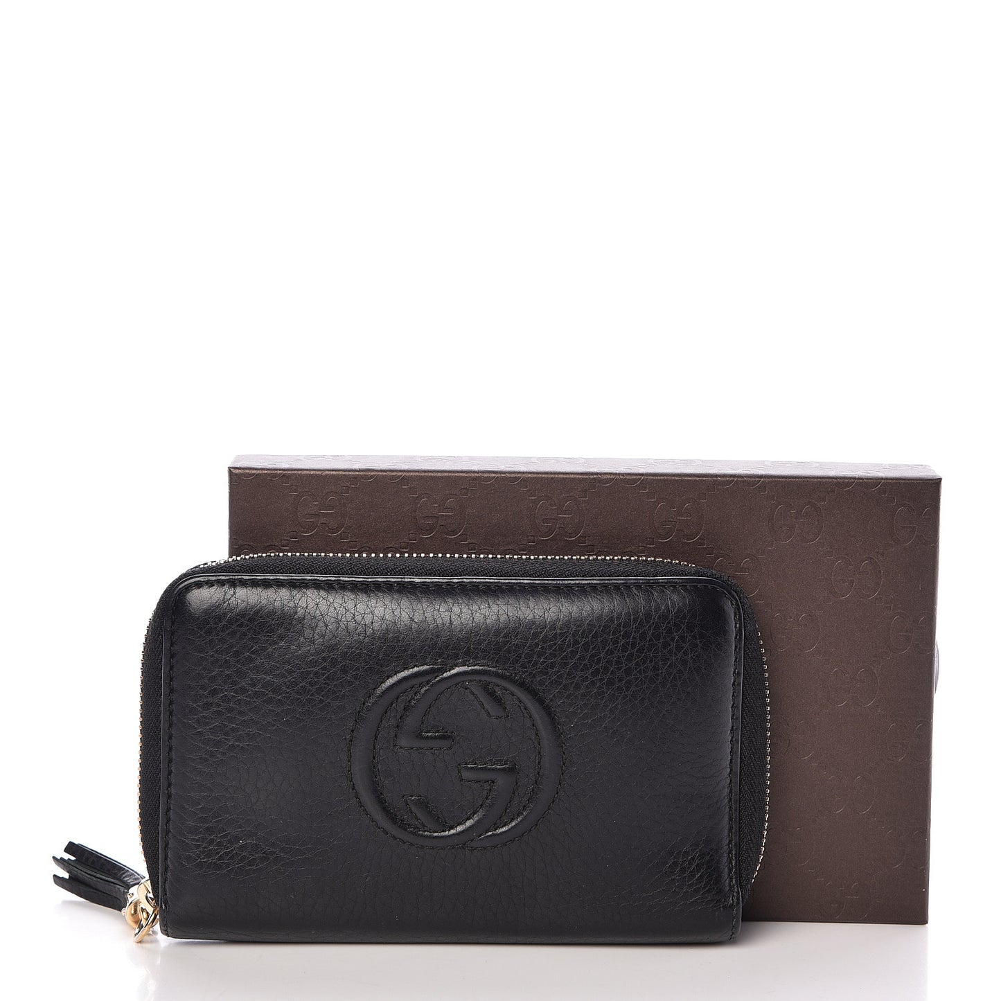 Pebbled Calfskin Medium Soho Zip Around Wallet Black