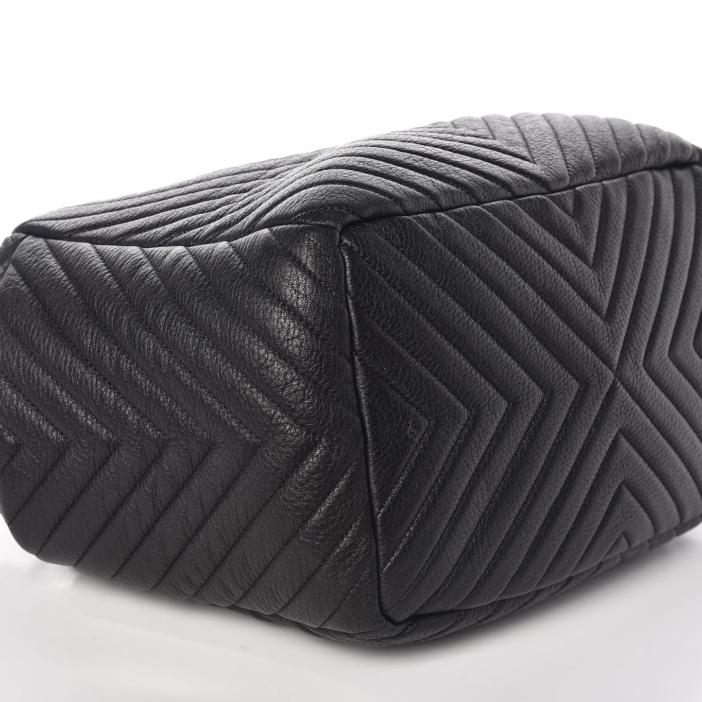 Deerskin Chevron Large CC Chain Bucket Drawstring Bag Black