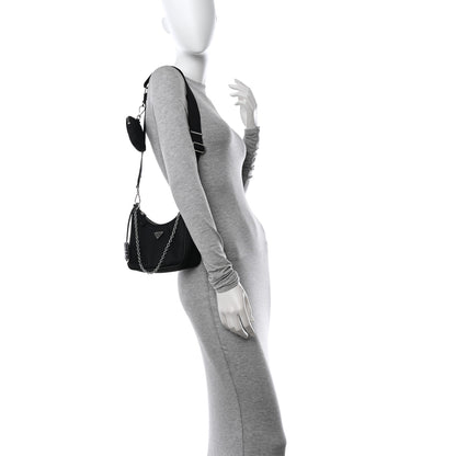 Prada Nylon Re-Edition 2005 Shoulder Bag Black 2 of 12