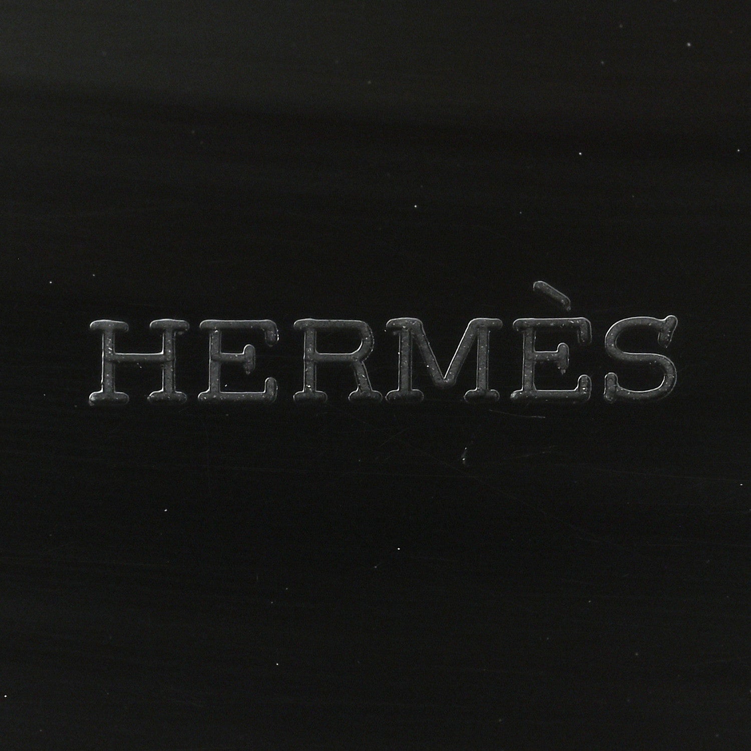 Hermes Amulette Laquee Kelly Pendant Necklace Gold Multicolor 6 of 7