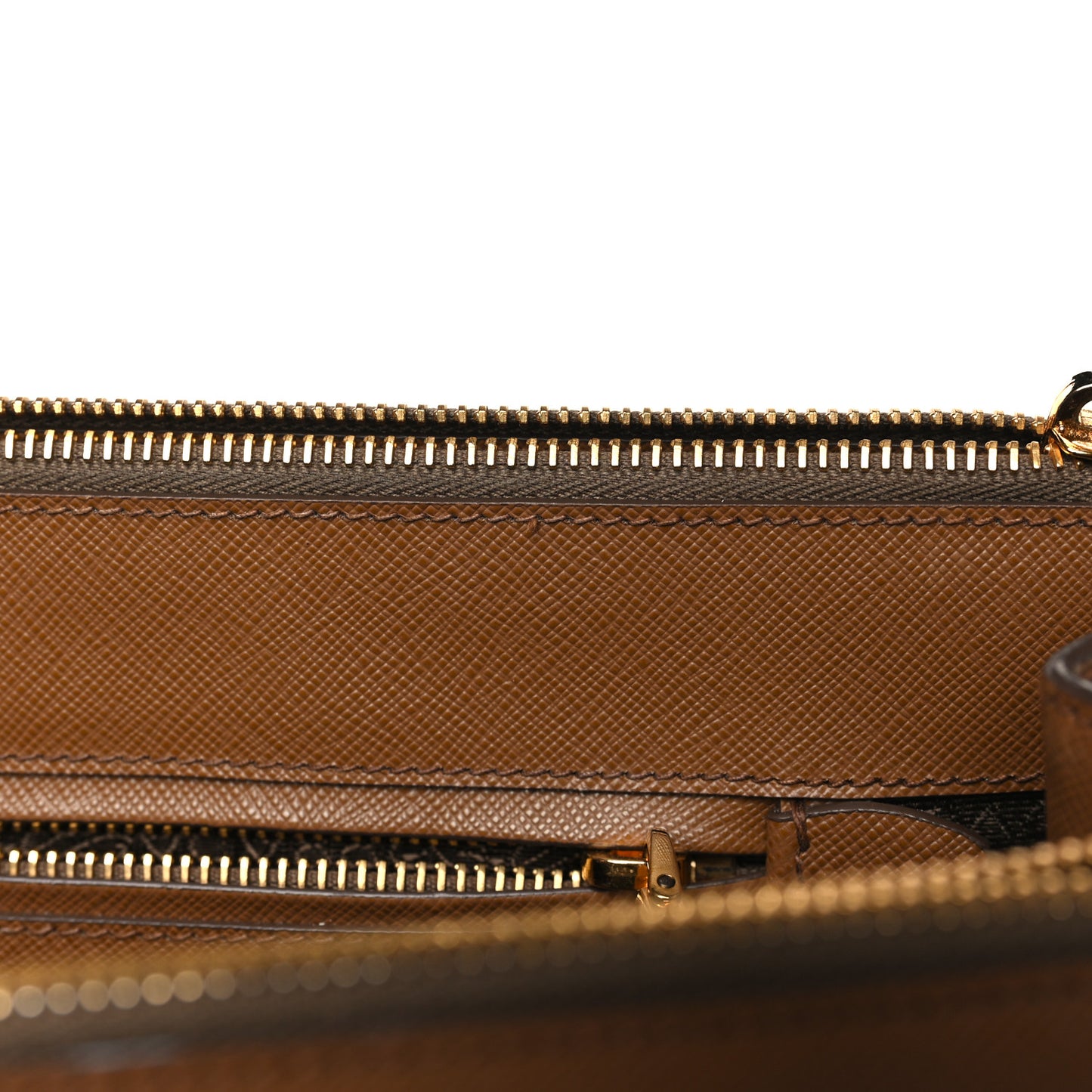 Saffiano Lux Large Galleria Double Zip Tote Cannella