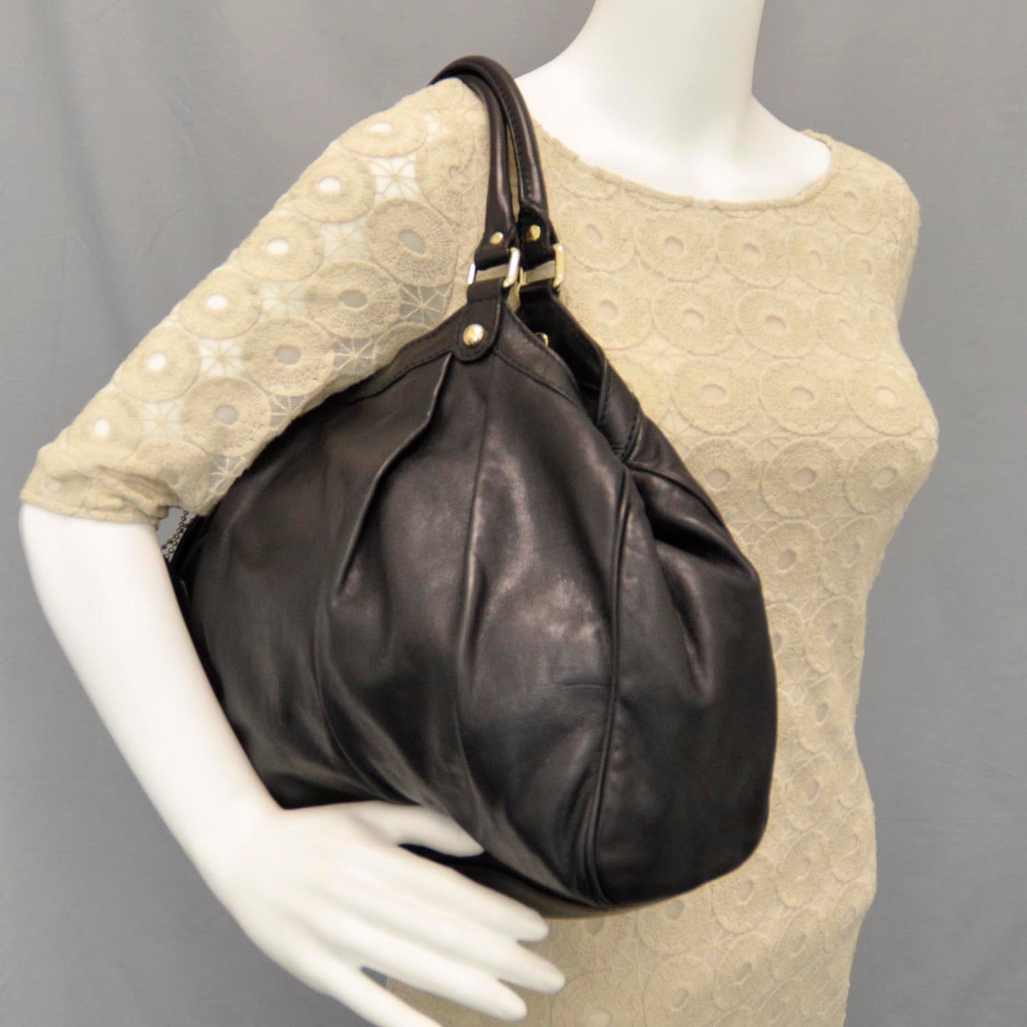 Leather Medium Sukey Black
