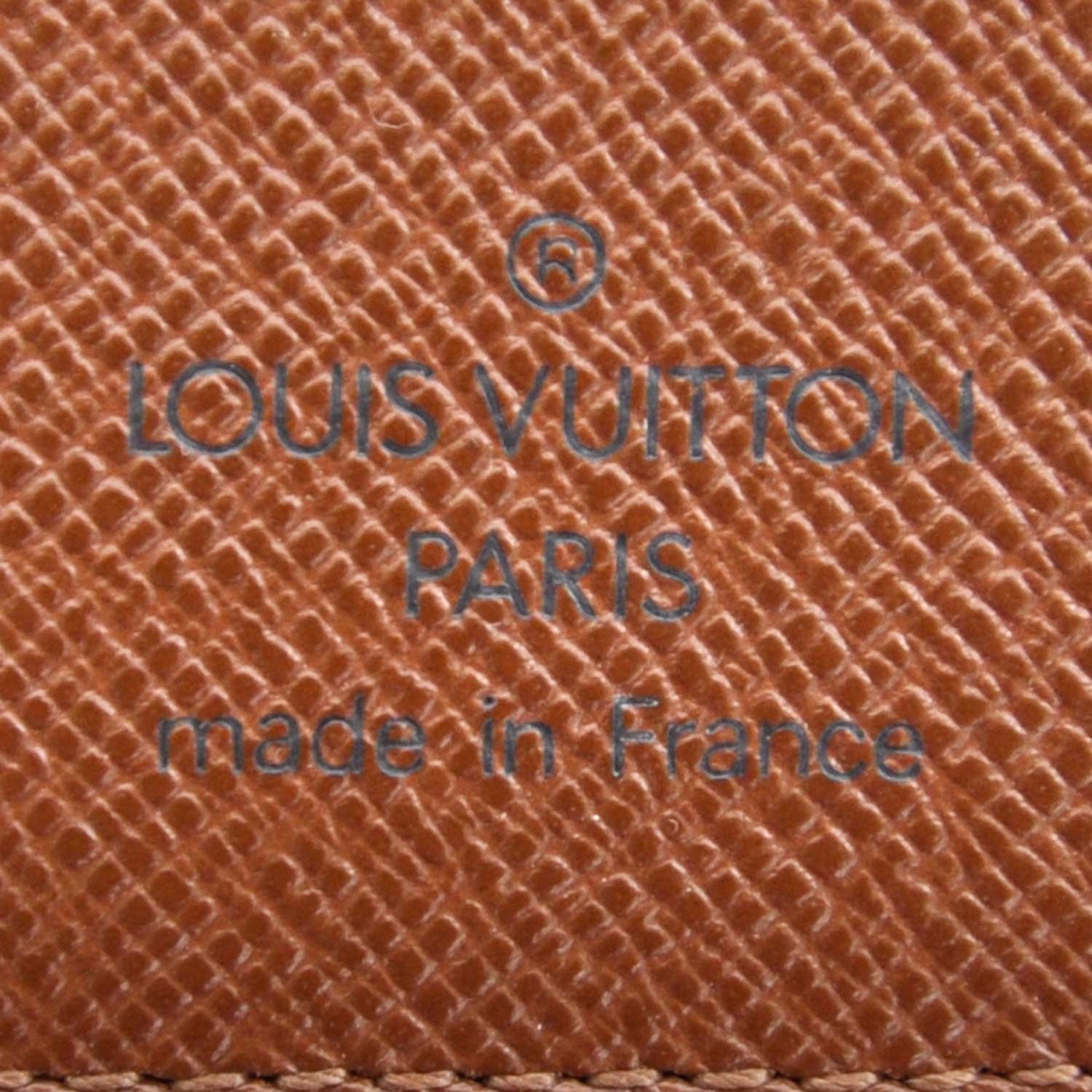 Louis Vuitton Monogram Medium Ring Agenda 6 of 7
