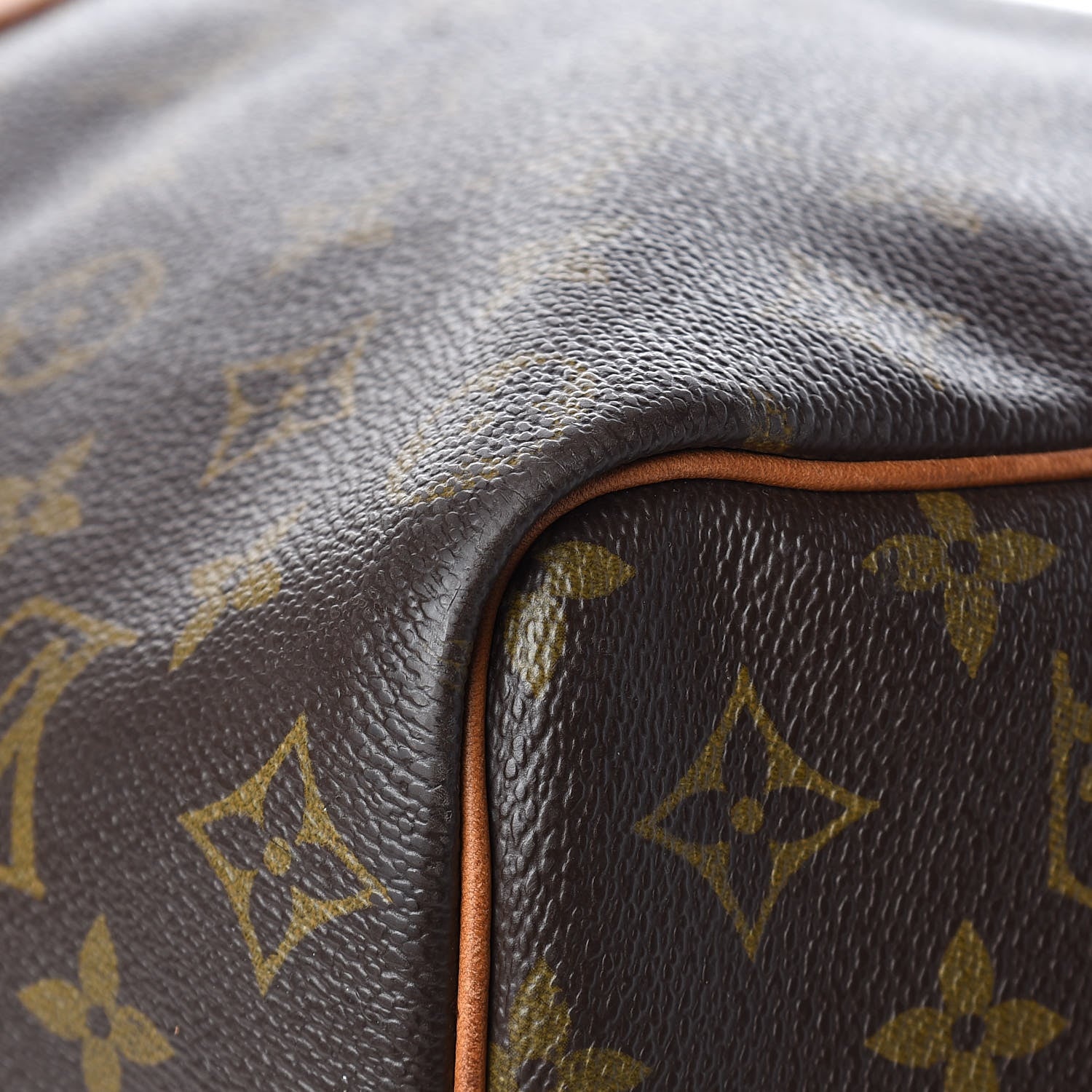 Louis Vuitton Monogram Keepall 50 14 of 19