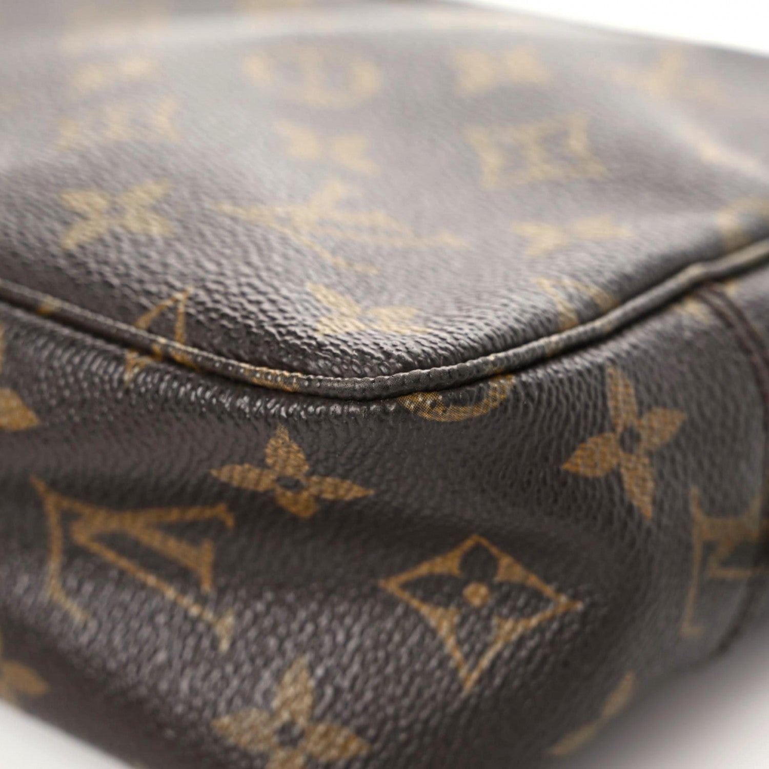 Louis Vuitton Monogram Trousse Toilette 23 14 of 16