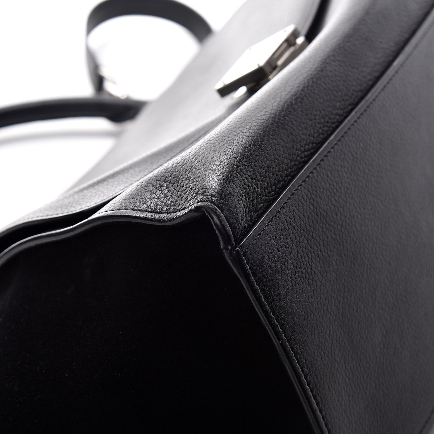 Drummed Calfskin Suede Small Trapeze Black