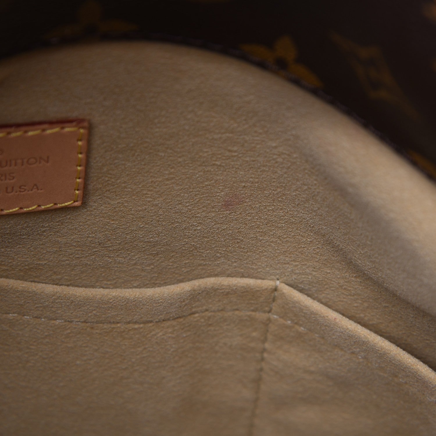 Louis Vuitton Monogram Artsy MM 9 of 9