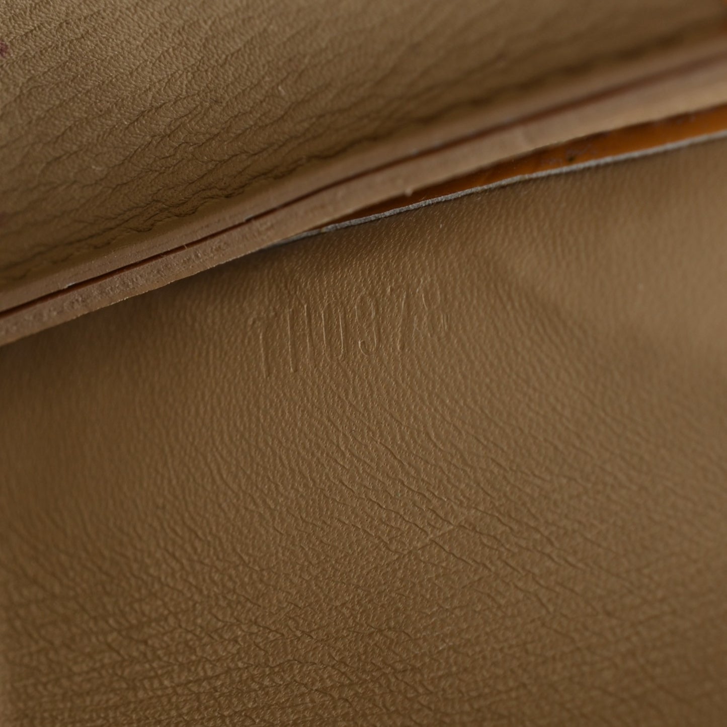 Vernis Lexington Pochette Beige