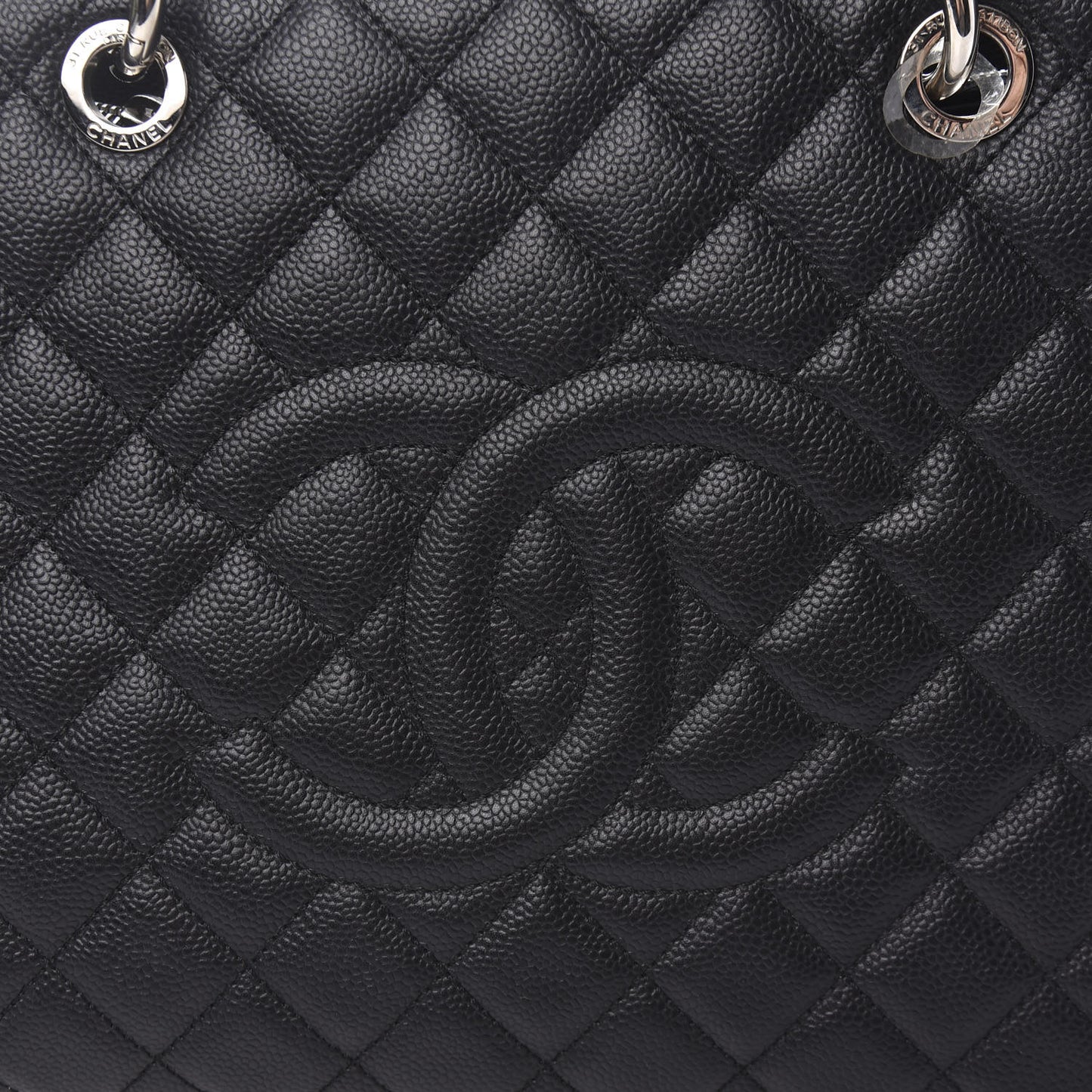 Caviar Quilted XL Grand Shopping Tote GST Black