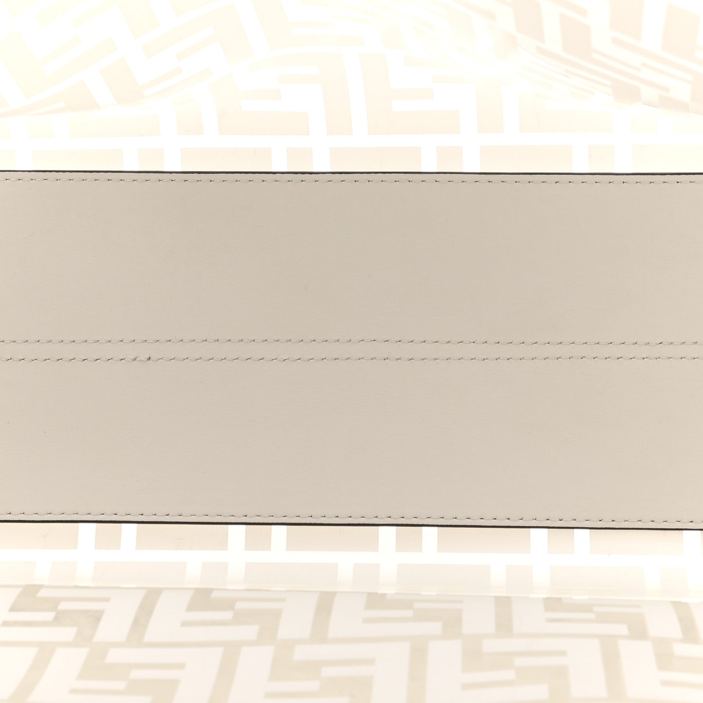 TPU FF Vitello Century Plexiglass Medium Runaway Shopper Tote White