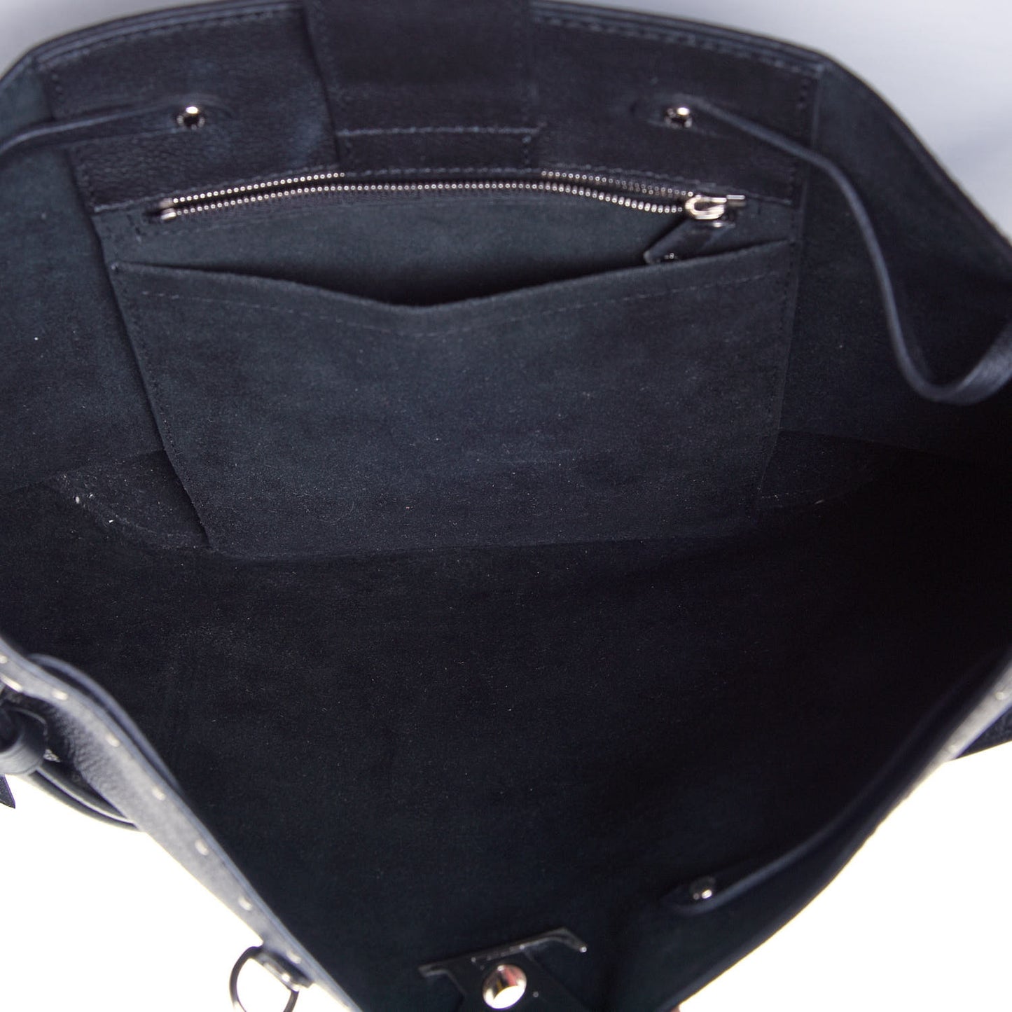 Soft Calfskin Lockme Studs Bucket Black