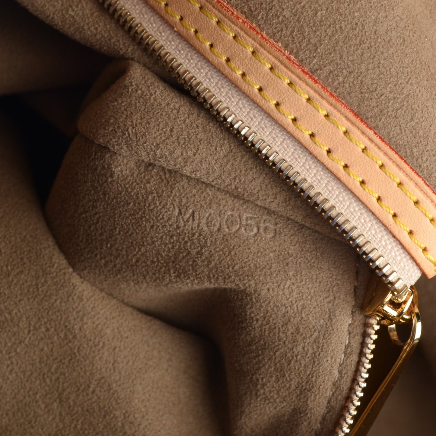 LOUIS VUITTON Monogram Multicolor Aurelia MM Black