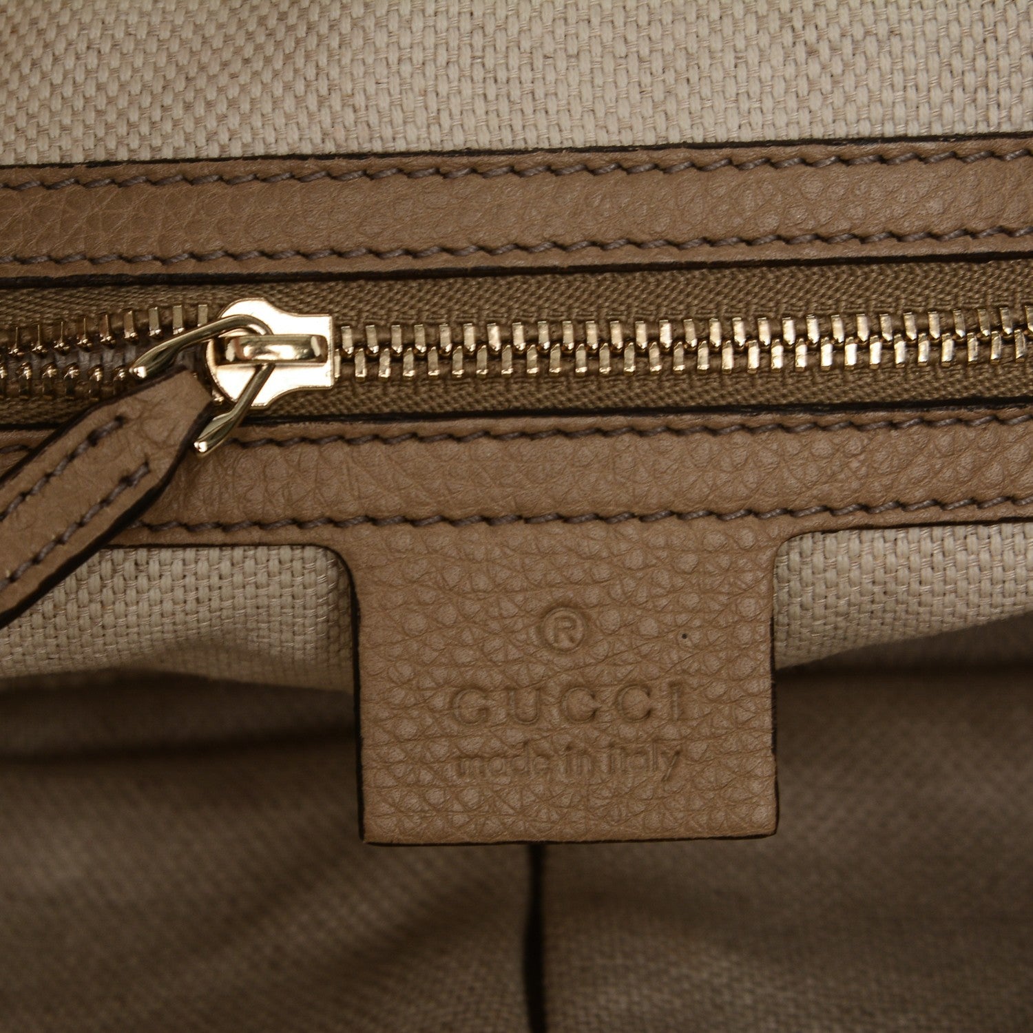 Gucci Pebbled Calfskin Small Soho Bowler Camelia 6 of 7