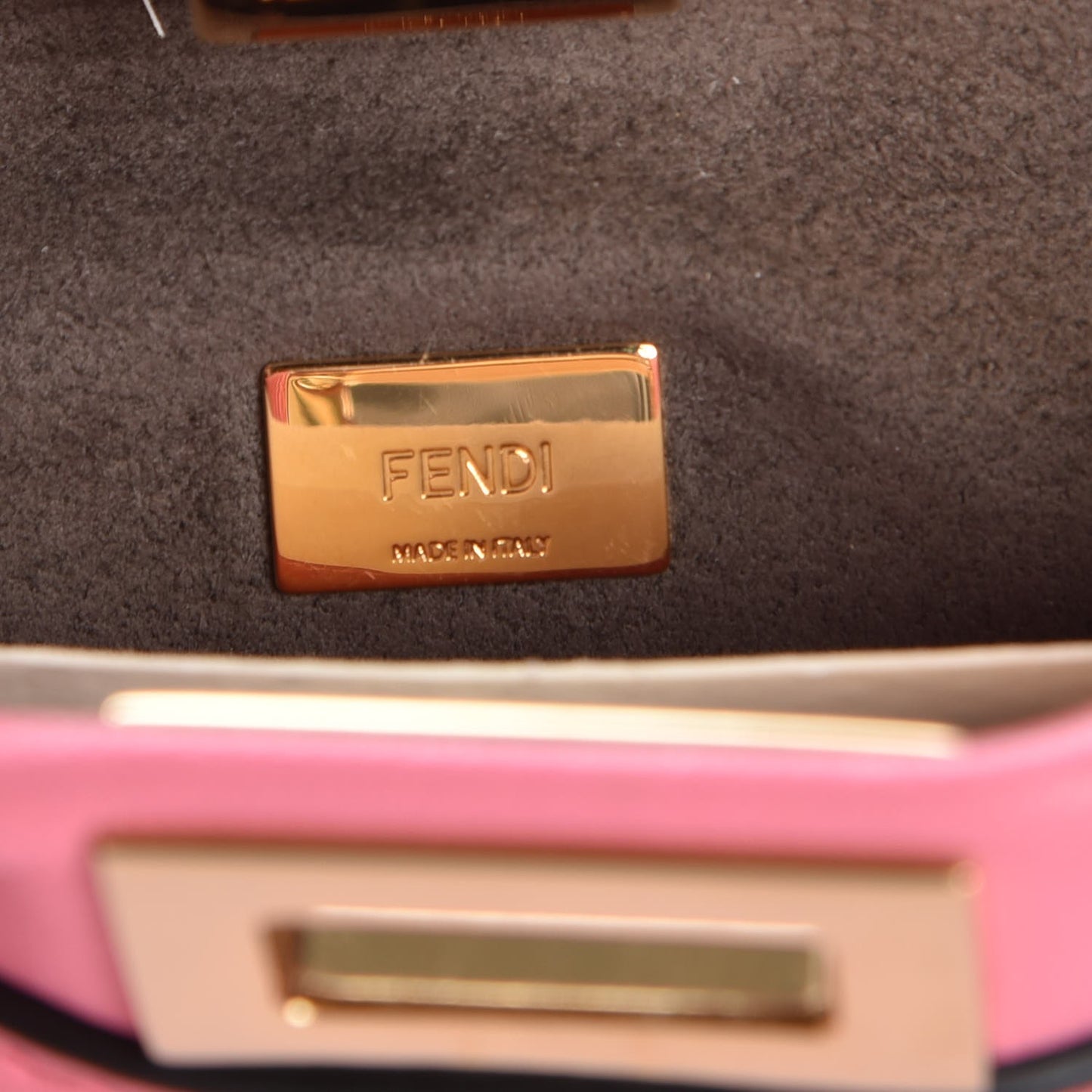 Shiny Nappa Micro Peekaboo Iconic Satchel Rosa Fluo
