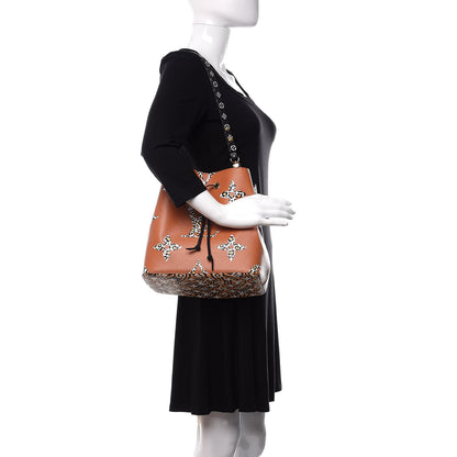 Louis Vuitton Monogram Giant Jungle NéoNoé Caramel 2 of 9