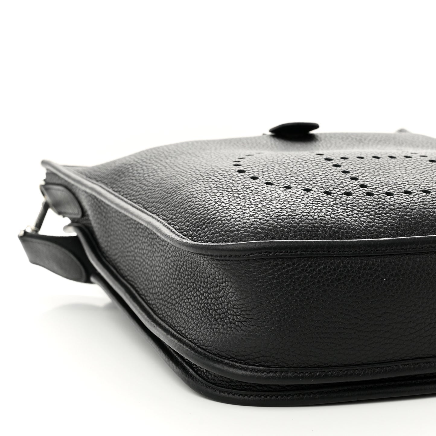 Taurillon Clemence Evelyne III PM Black