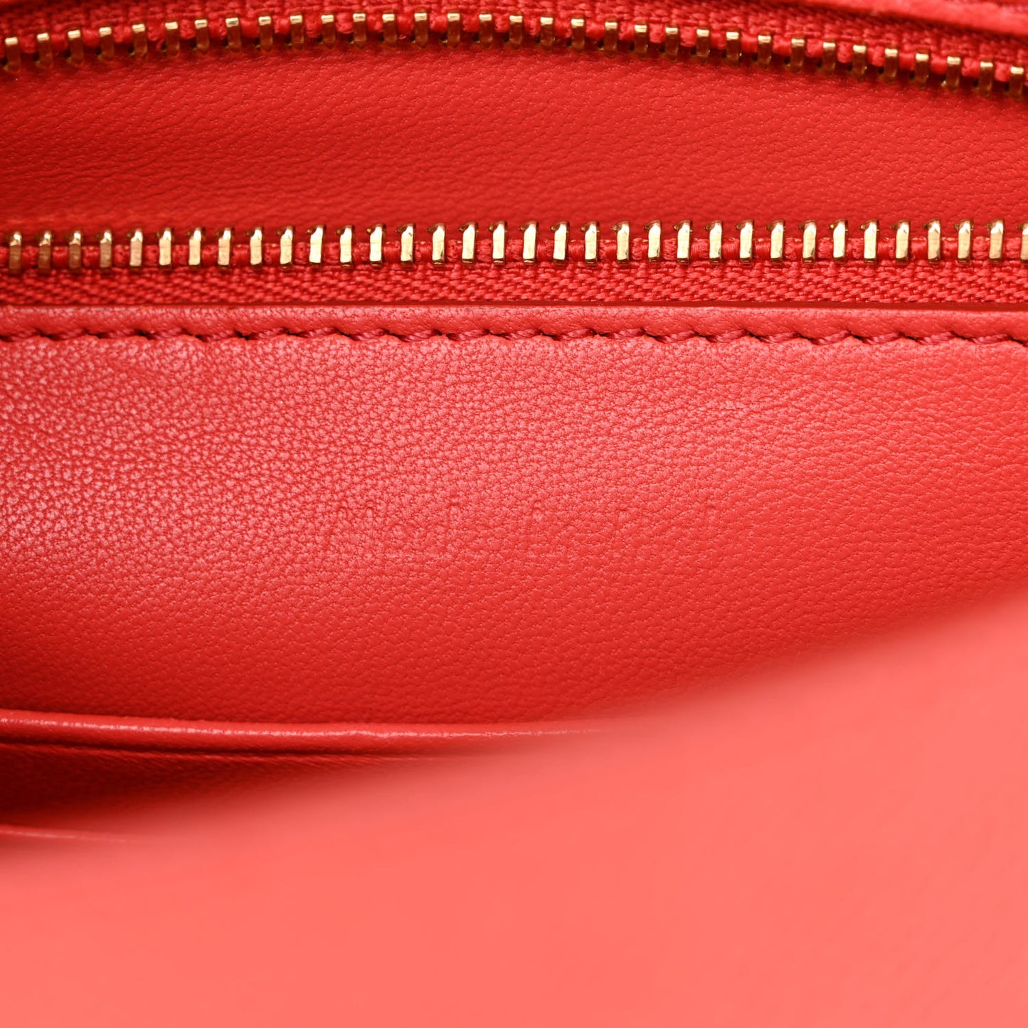 Grained Calfskin Small Trotteur Coquelicot