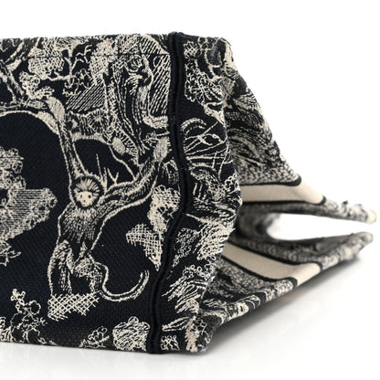 Christian Dior Canvas Embroidered Medium Dioriviera Toile De Jouy Reverse Book Tote Blue 10 of 15