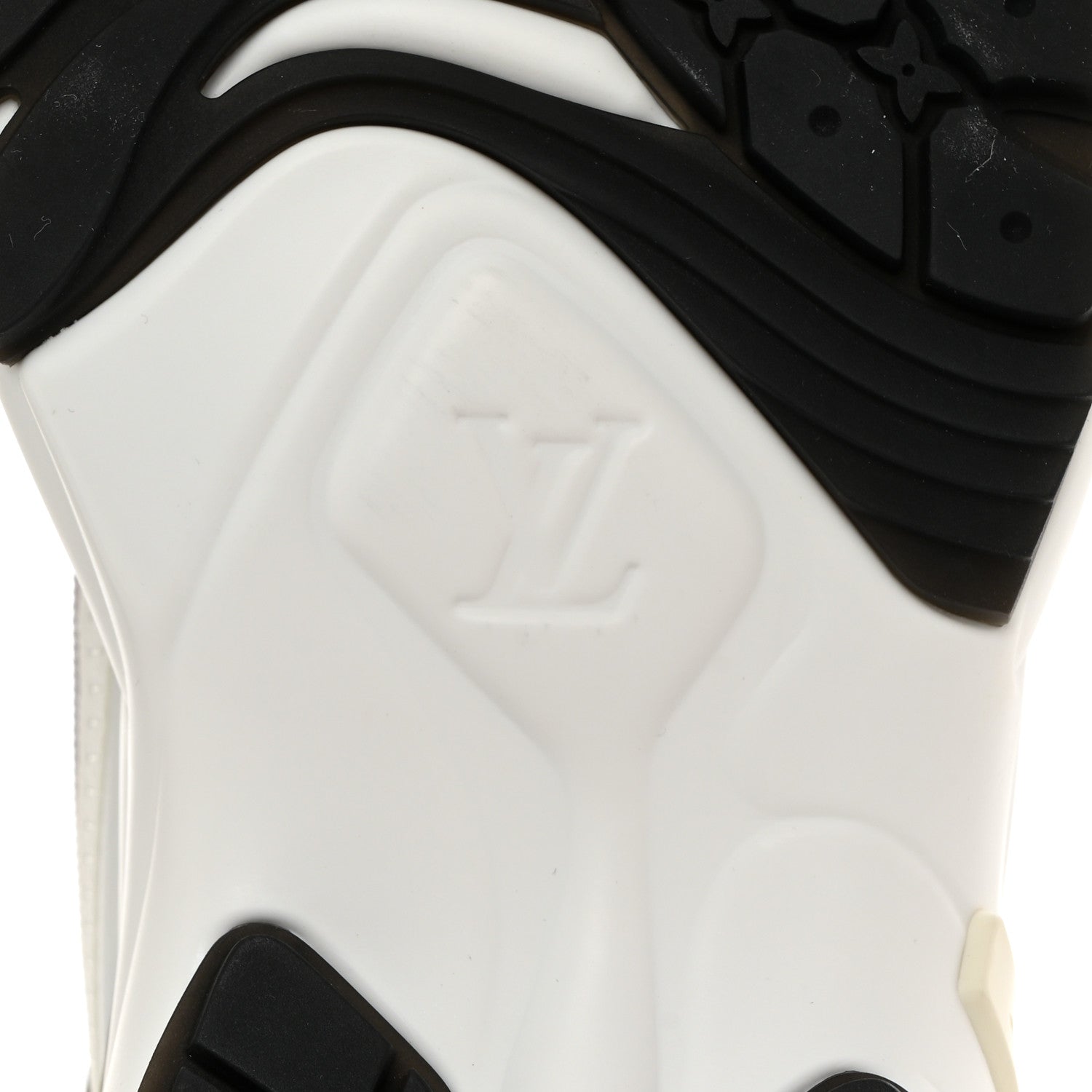 Louis Vuitton Monogram Calfskin Run 55 Sneakers 35.5 White 8 of 9