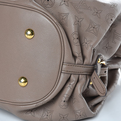 Louis Vuitton Mahina XL Taupe 8 of 10