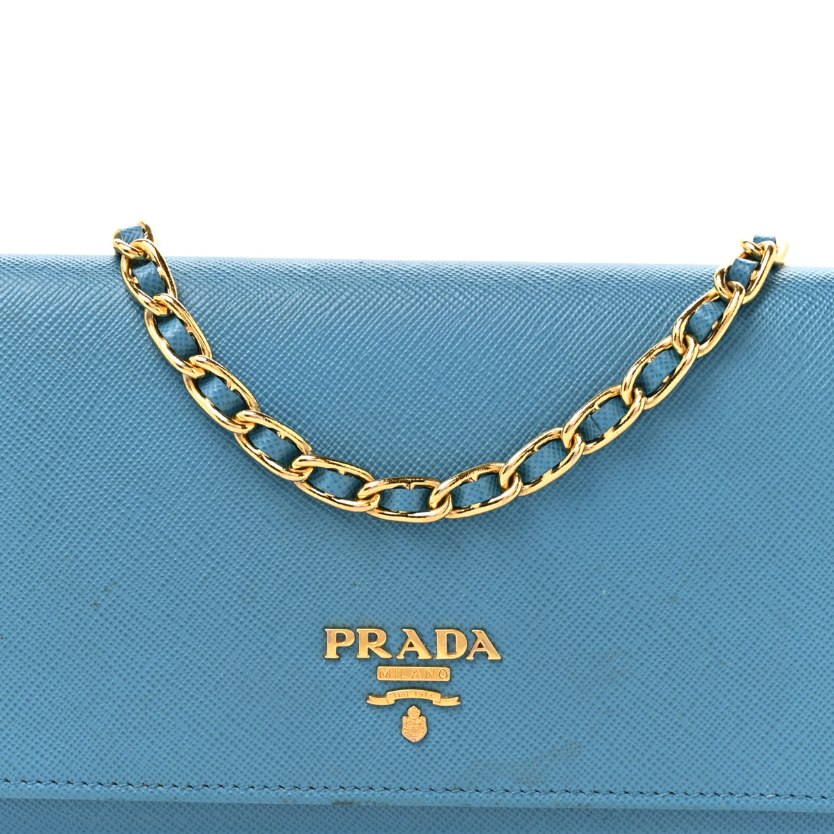 Saffiano Metal Oro Chain Wallet Celeste