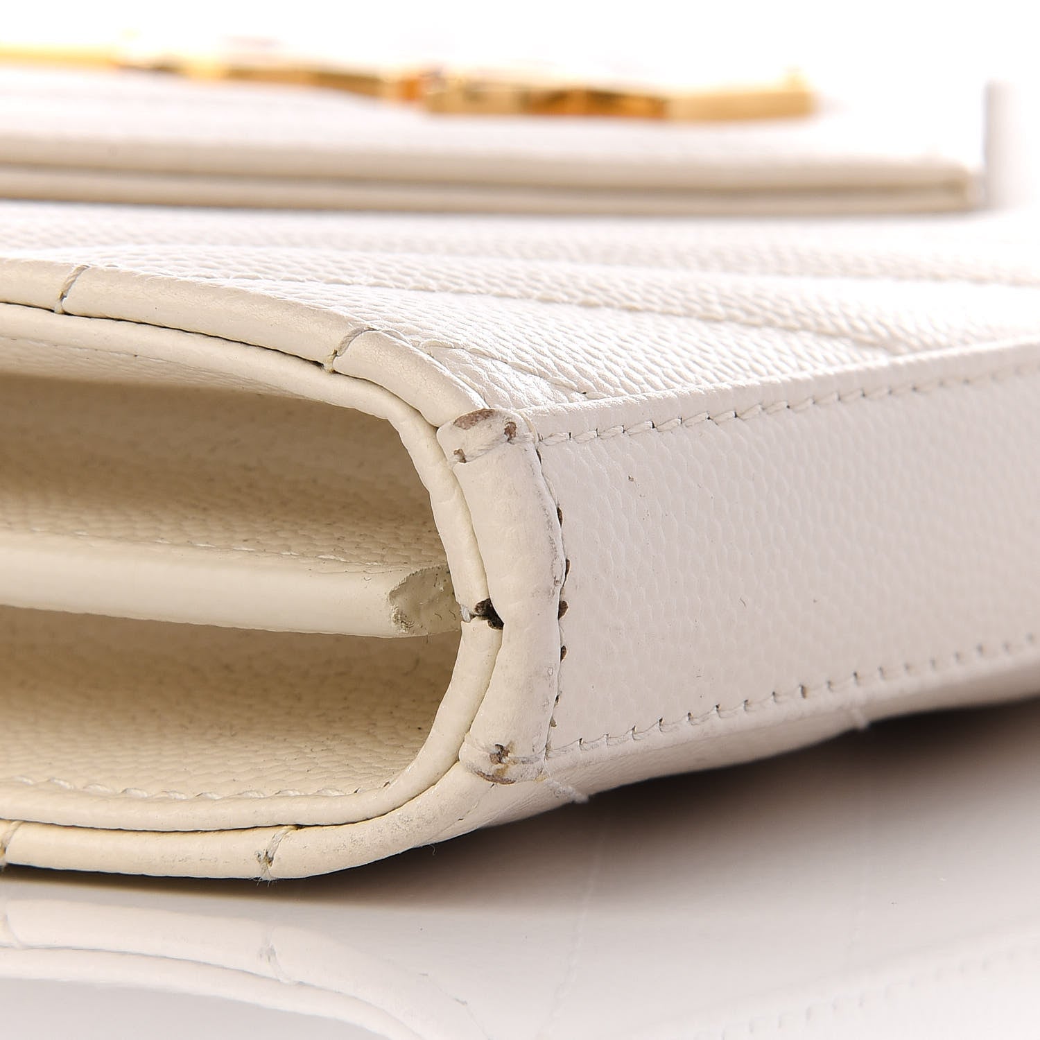 Saint Laurent Grain De Poudre Matelasse Chevron Monogram Chain Wallet Porcellana 6 of 8