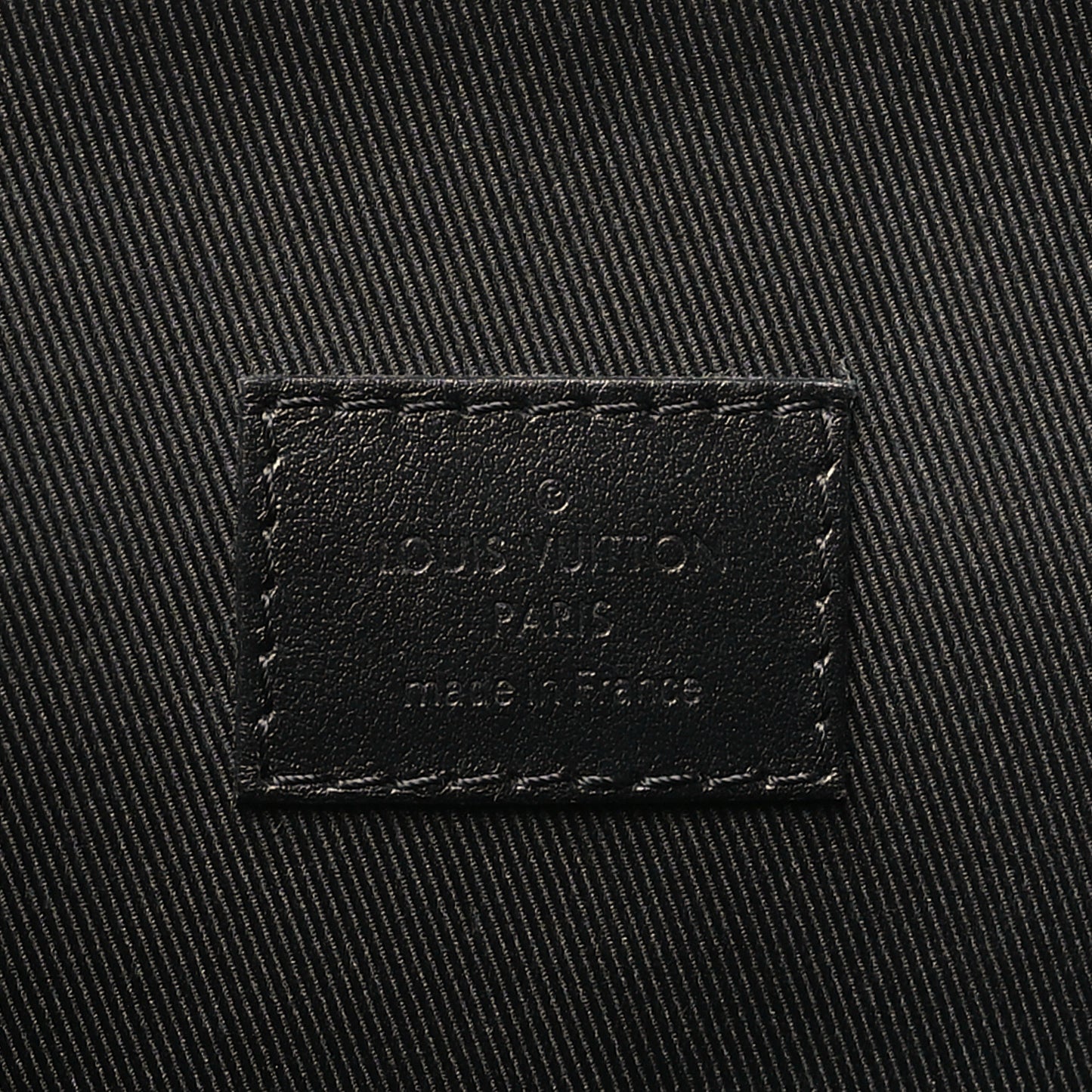Taurillon Christopher Messenger Black