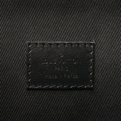 Louis Vuitton Taurillon Christopher Messenger Black 5 of 8