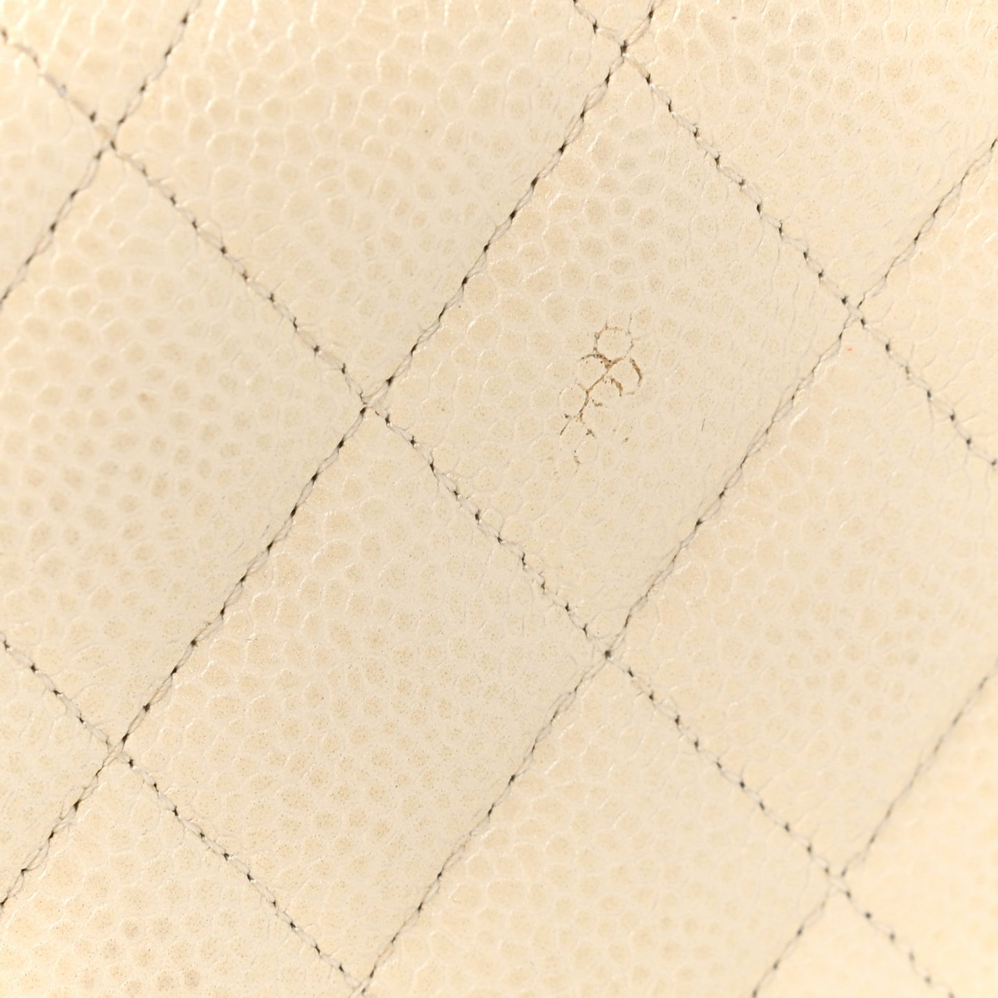 Pearly Caviar Quilted Large Gusset Flap Wallet Ivory