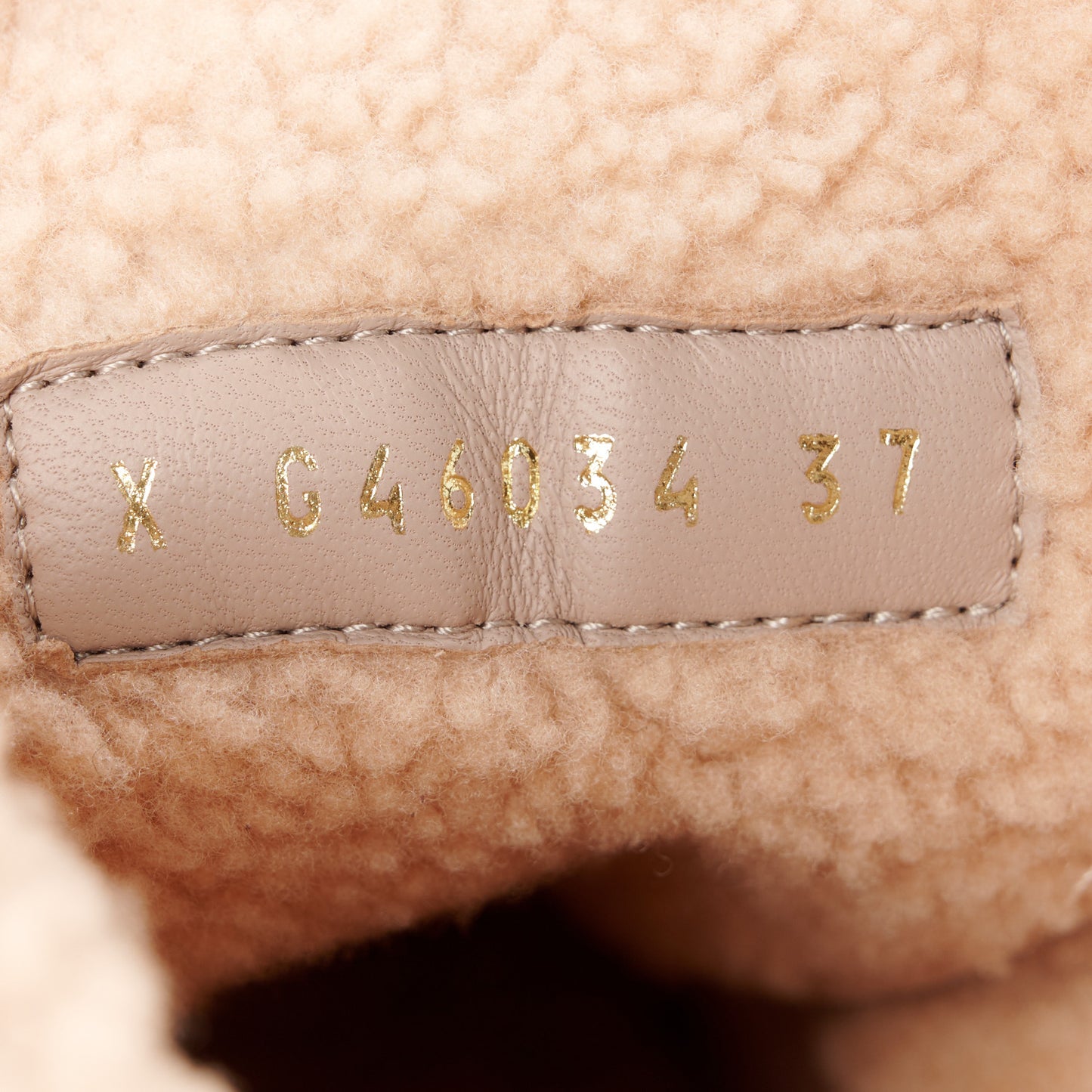 Calfskin Shearling Quilted Cap Toe Combat Boots 37 Light Pink Beige