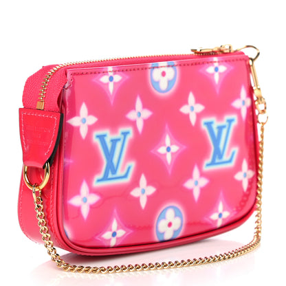 Louis Vuitton Vernis Valentine Mini Pochette Accessories Fuchsia Neon 3 of 10