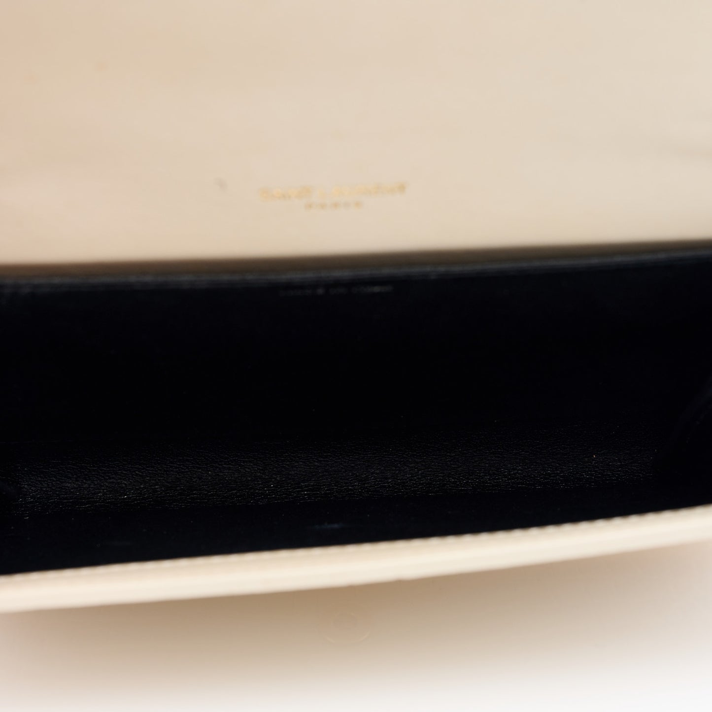 Calfskin Crocodile Embossed Monogram Uptown Chain Wallet Crema Soft