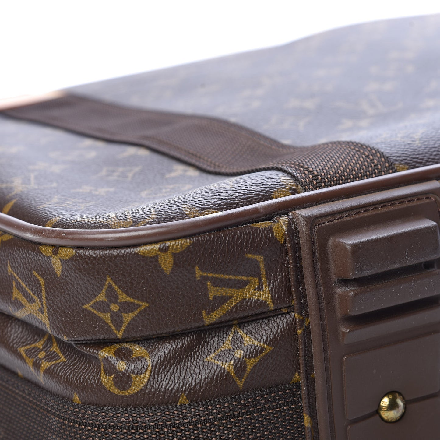 Monogram Satellite 53