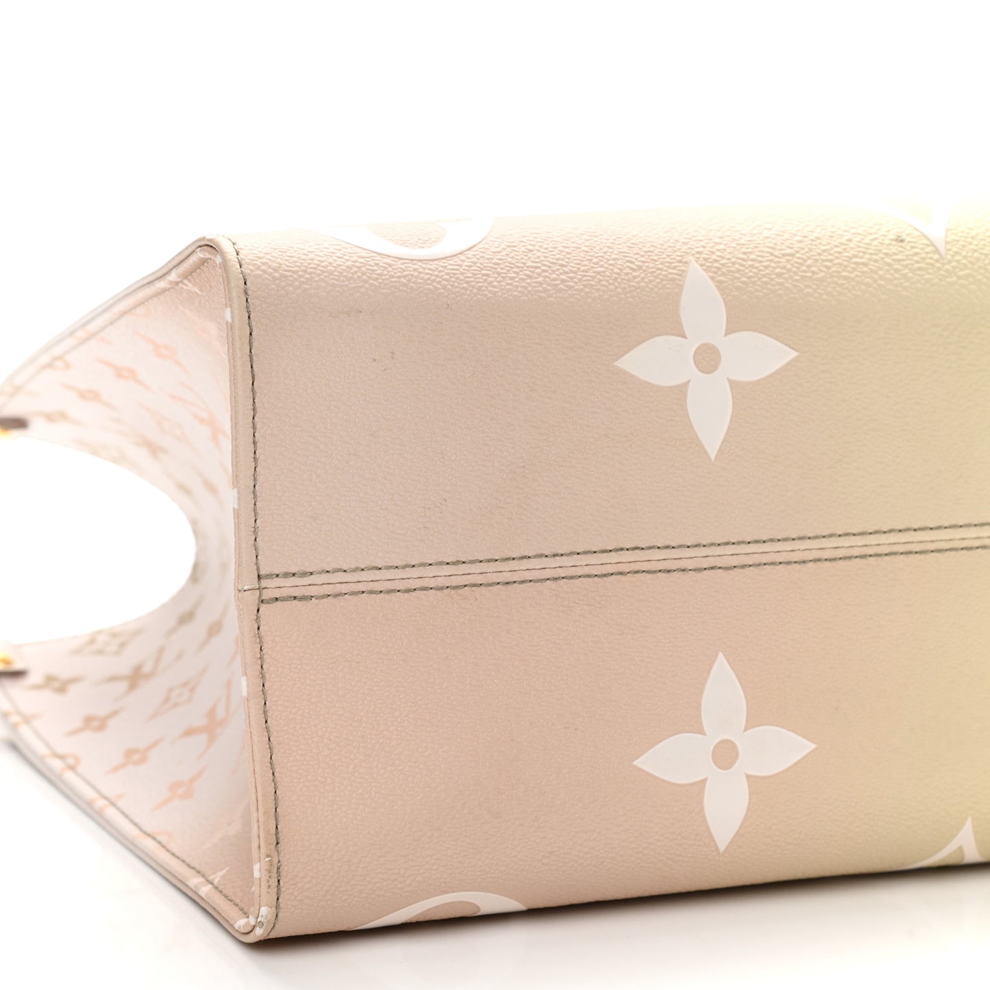 Monogram Giant Spring In The City OnTheGo MM Sunset Kaki
