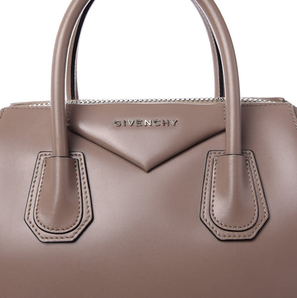 Givenchy Shiny Lord Calfskin Small Antigona Linen 9 of 9