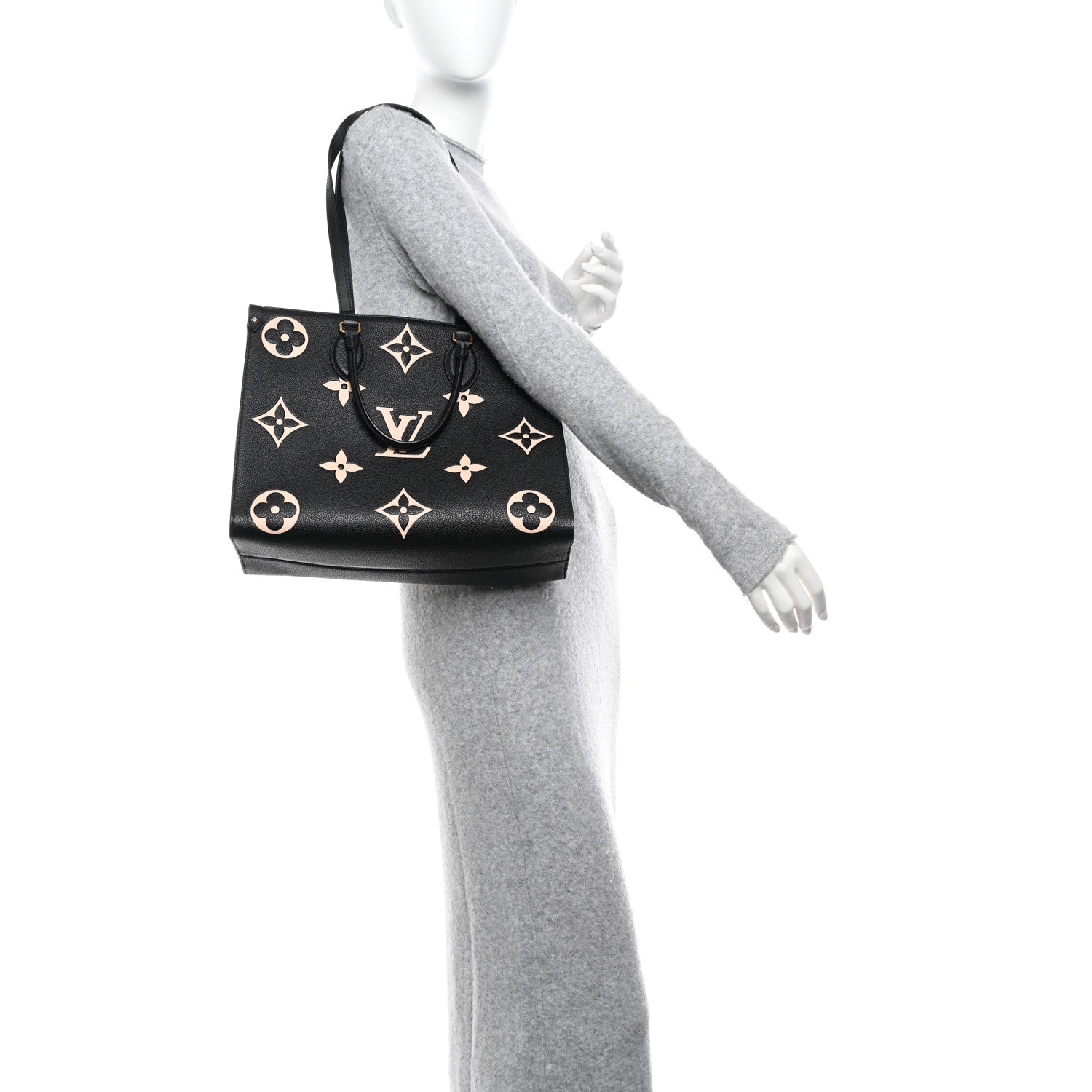 Louis Vuitton LOUIS VUITTON Empreinte Monogram Giant Onthego MM Black Beige 3 of 10