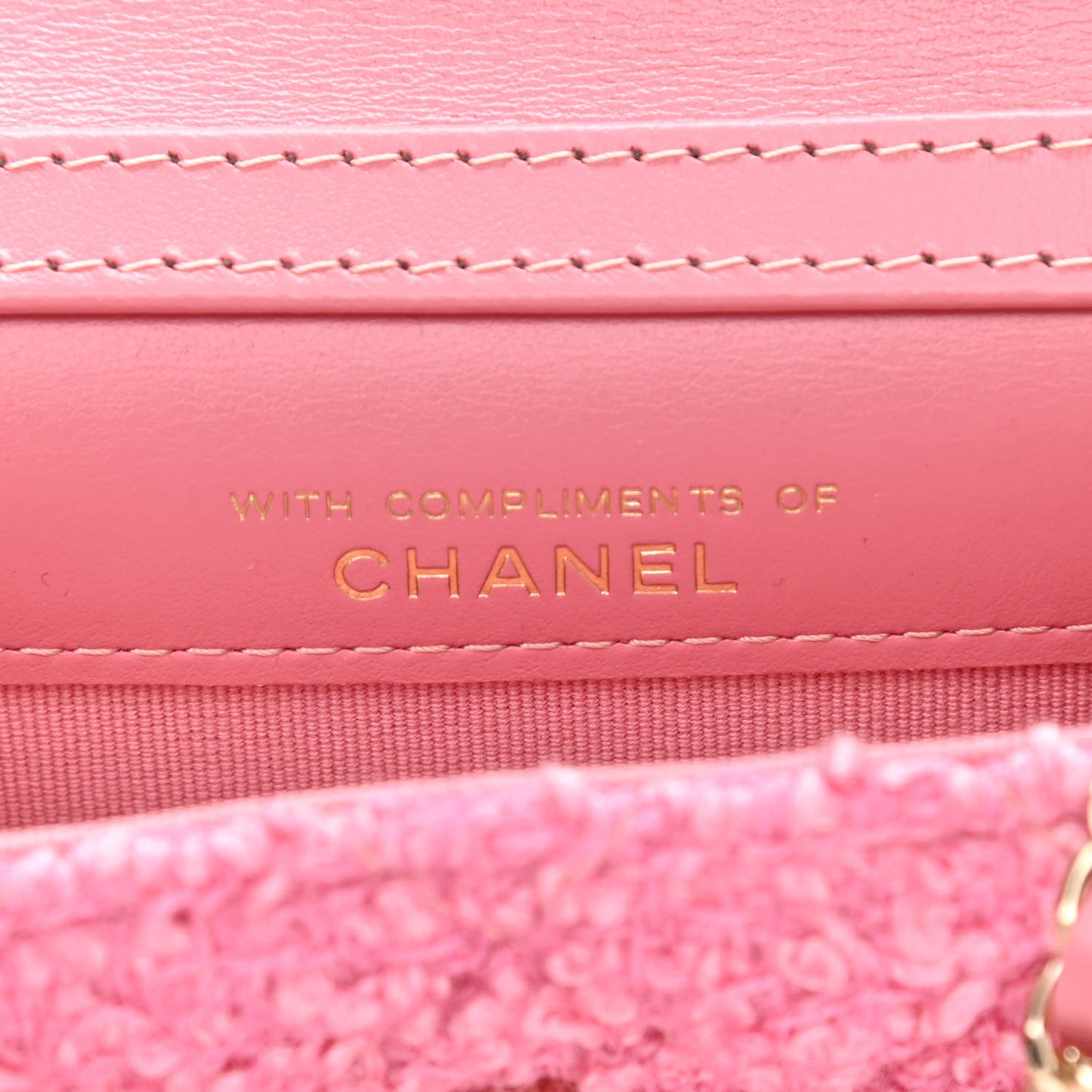 Tweed Quilted Flap Chain Waist Bag Pink