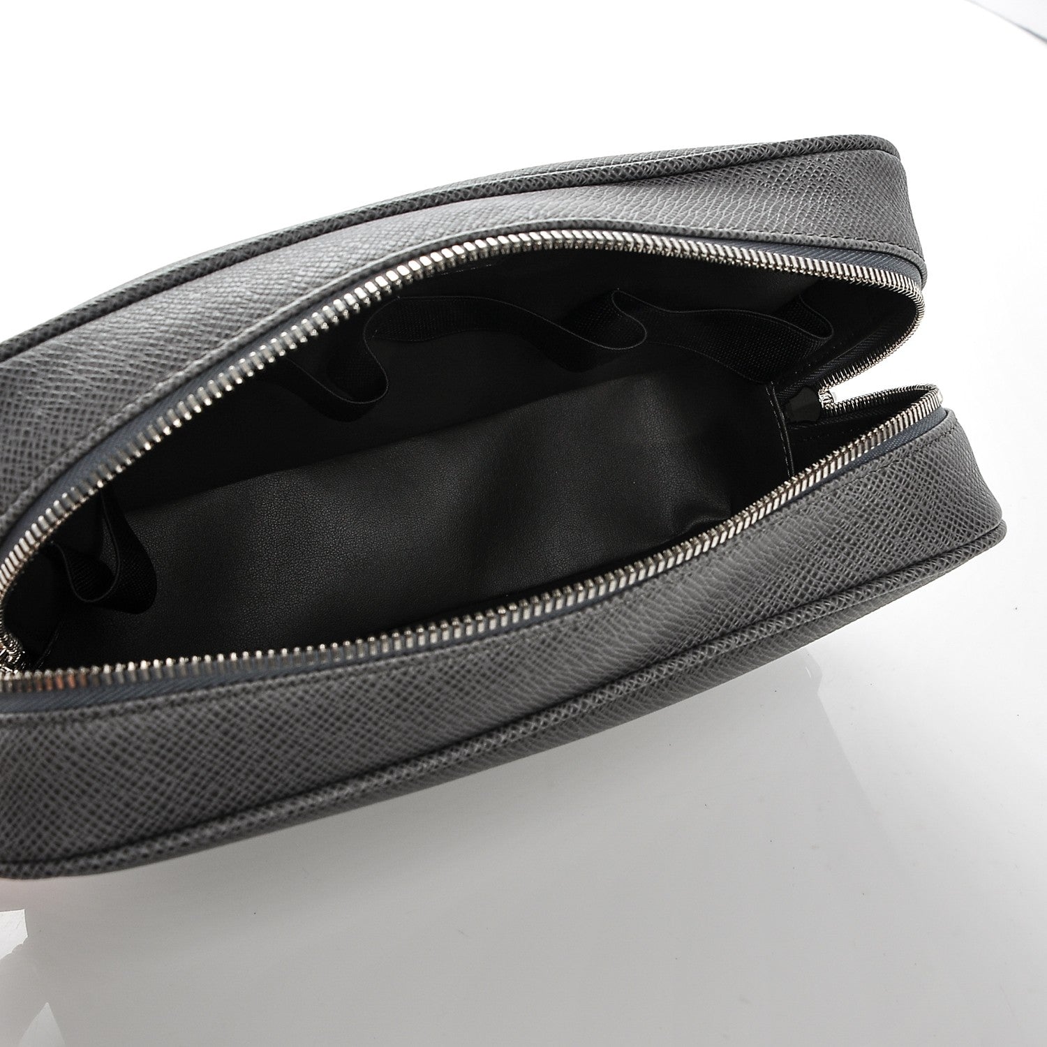 Louis Vuitton Taiga Toilet Pouch GM Glacier 6 of 6