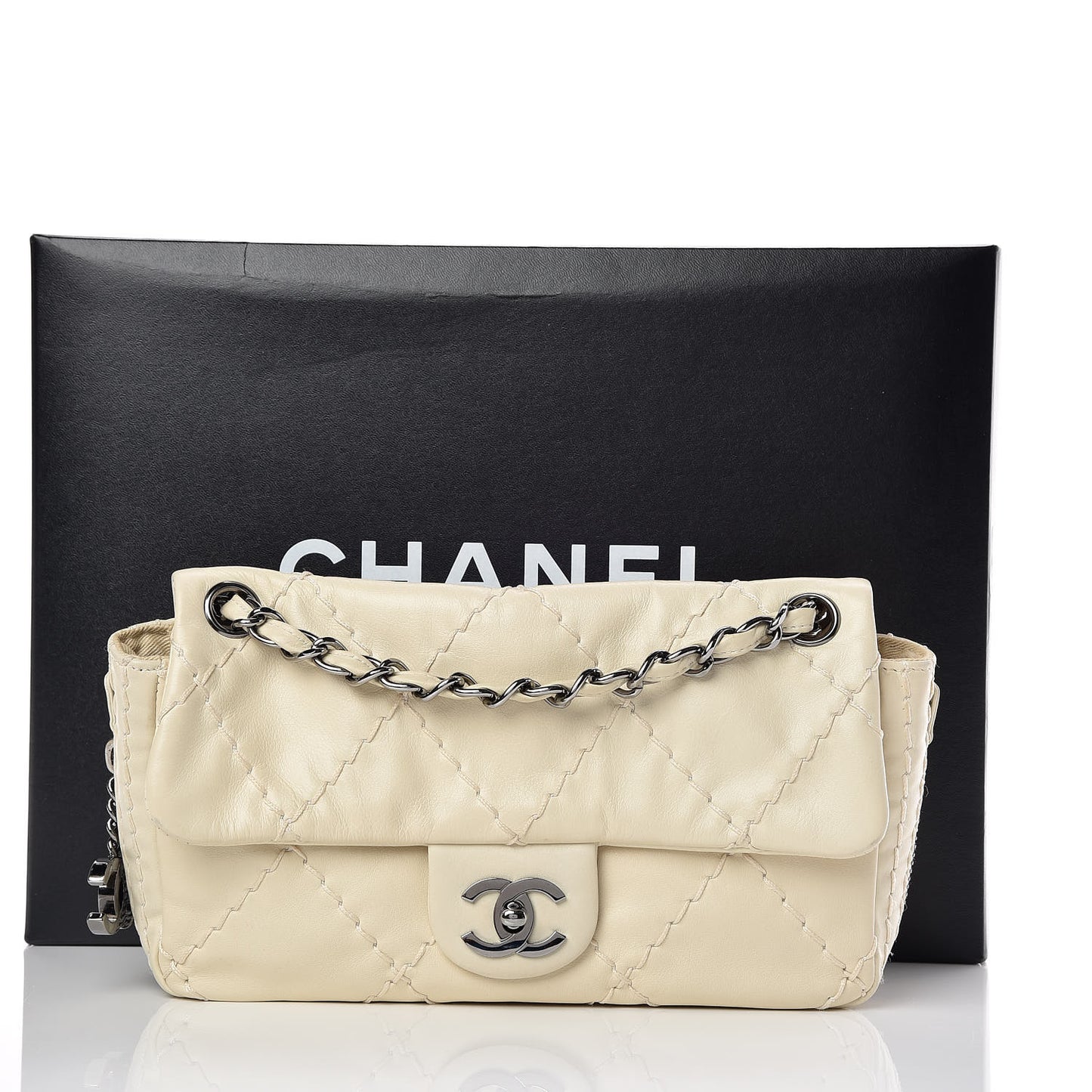 Calfskin Stitched Expandable Flap White