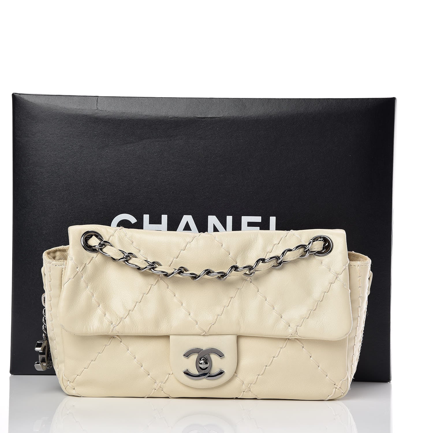 Chanel Calfskin Stitched Expandable Flap White 12 of 12