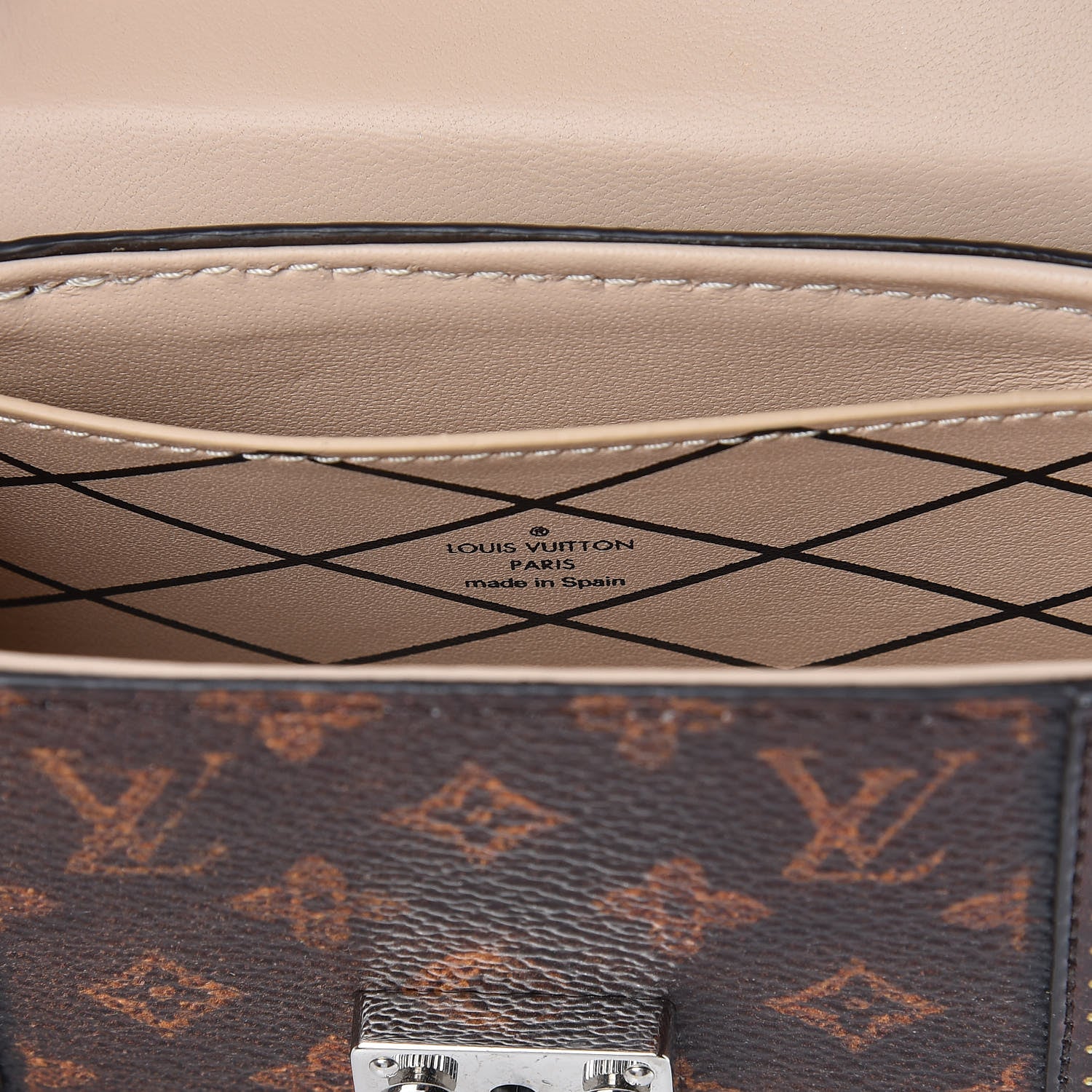 Louis Vuitton Monogram Essential Time Trunk 6 of 7