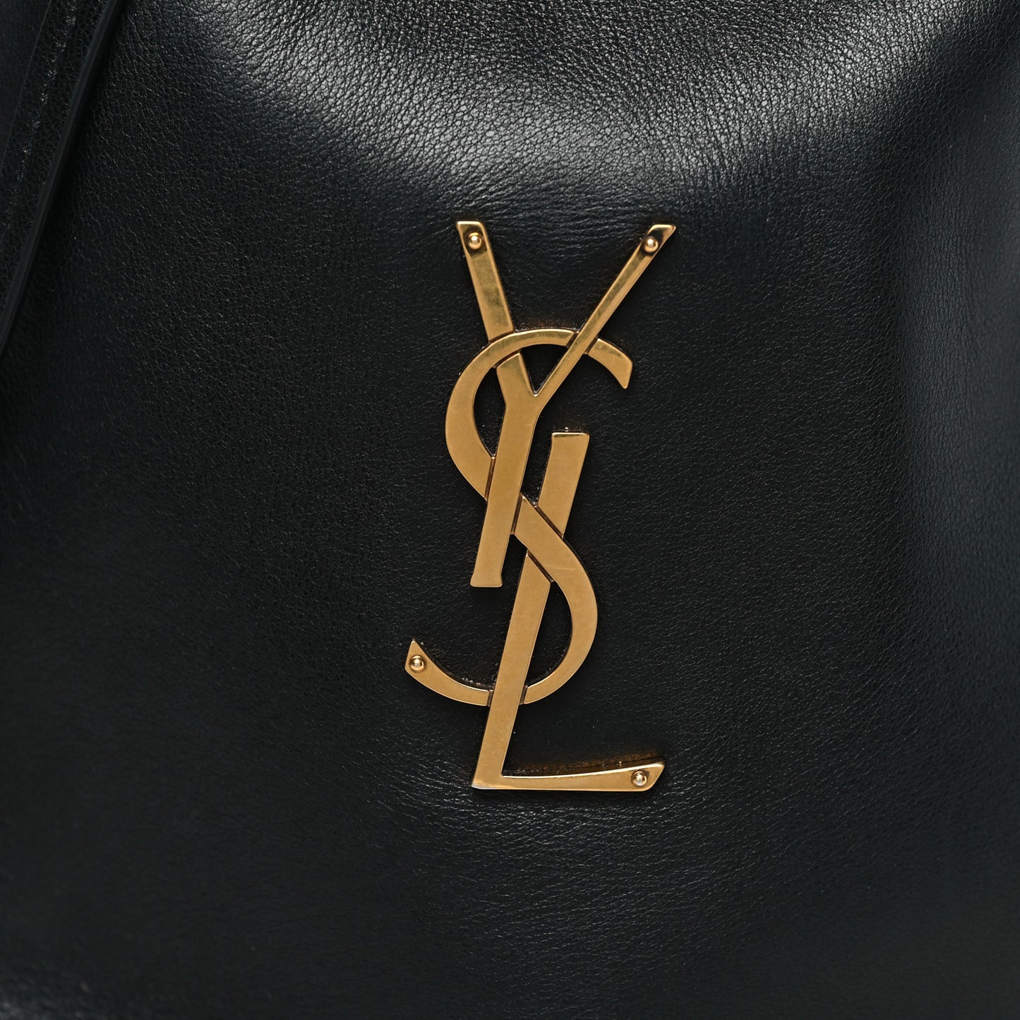 Lambskin Pochon Shoulder Bag Black