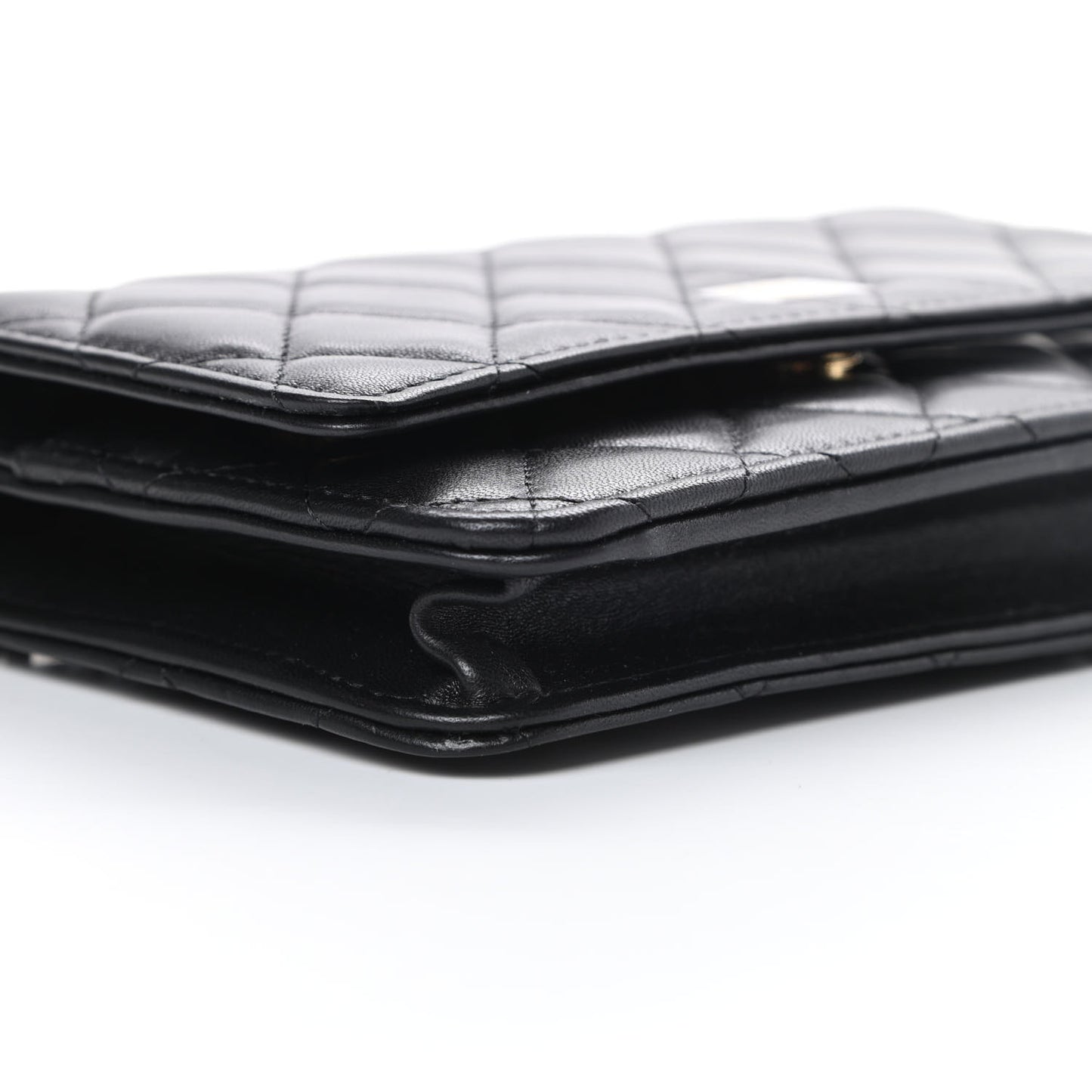 Lambskin Quilted Wallet On Chain WOC Black
