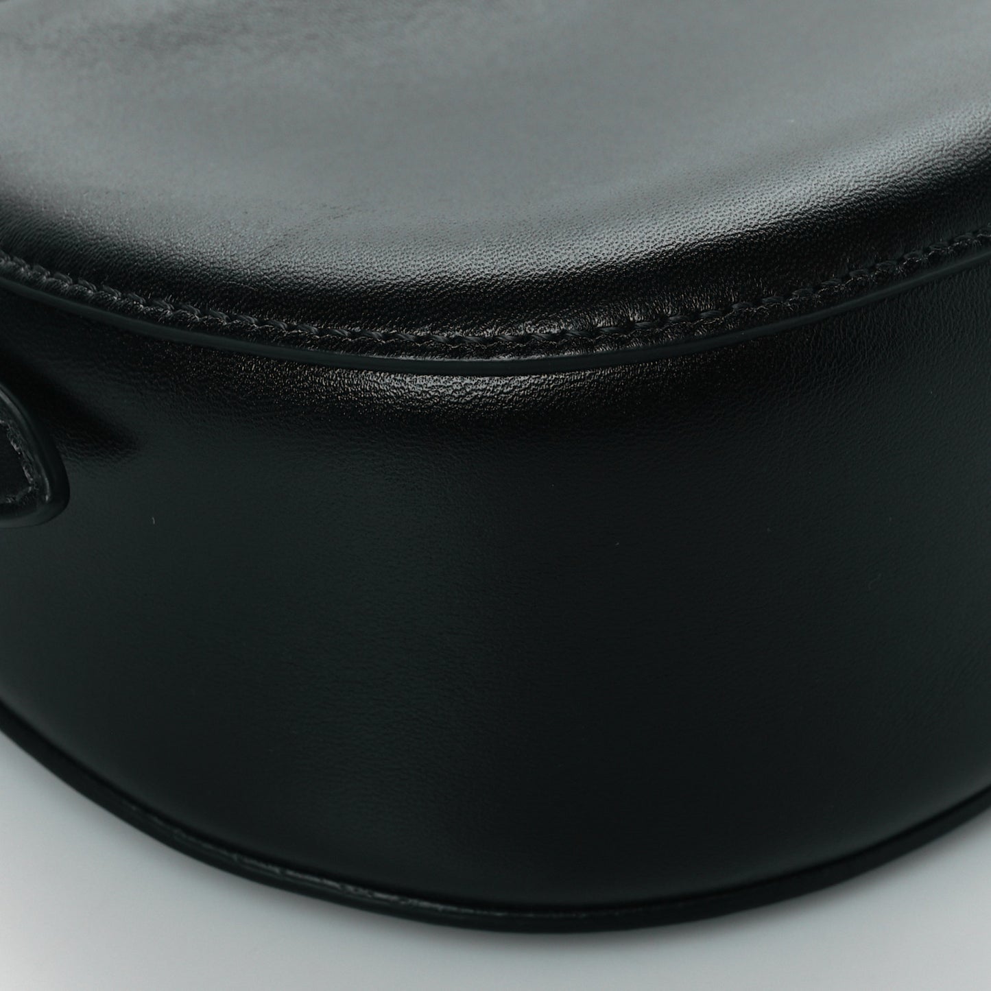 Small Grain Calfskin Kiss Bag Black