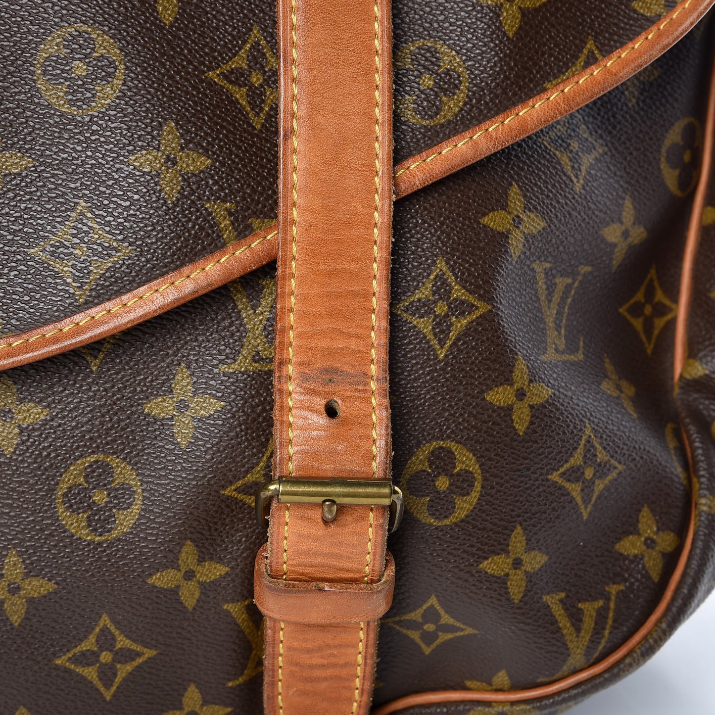 Monogram Saumur 43