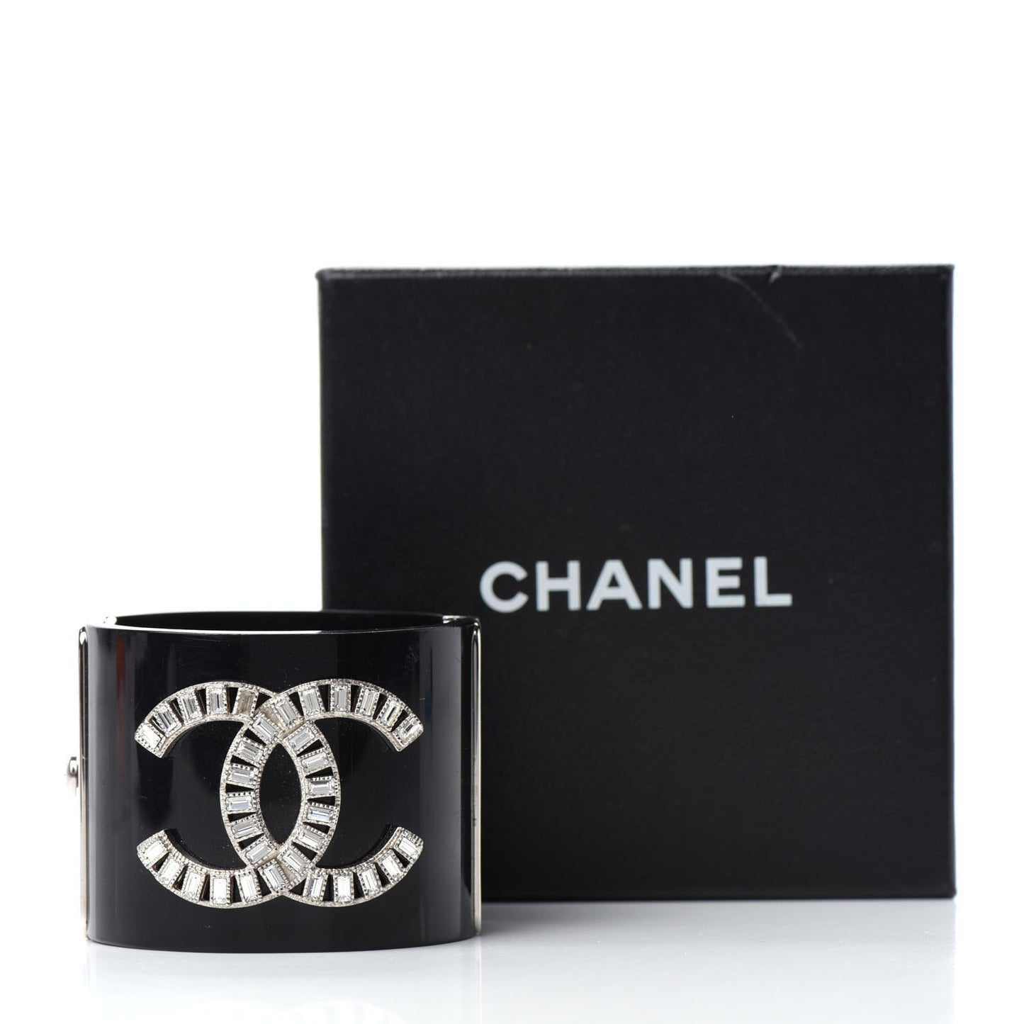 Resin Baguette Crystal CC Cuff Black